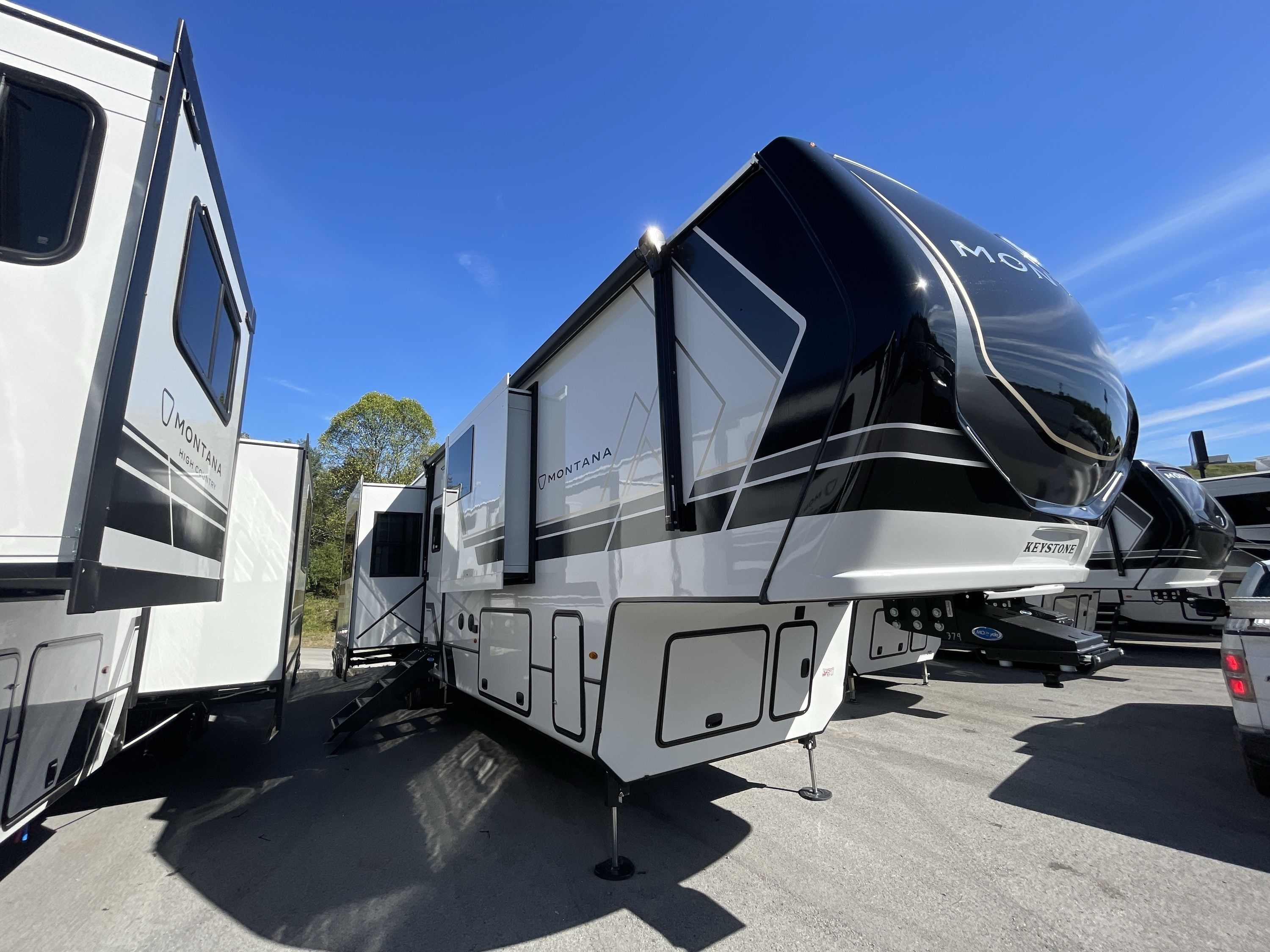 2026 Keystone MONTANA 3901RK in fairmont WV