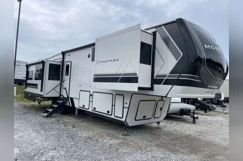 2026 Keystone MONTANA 3781RL in windham ME