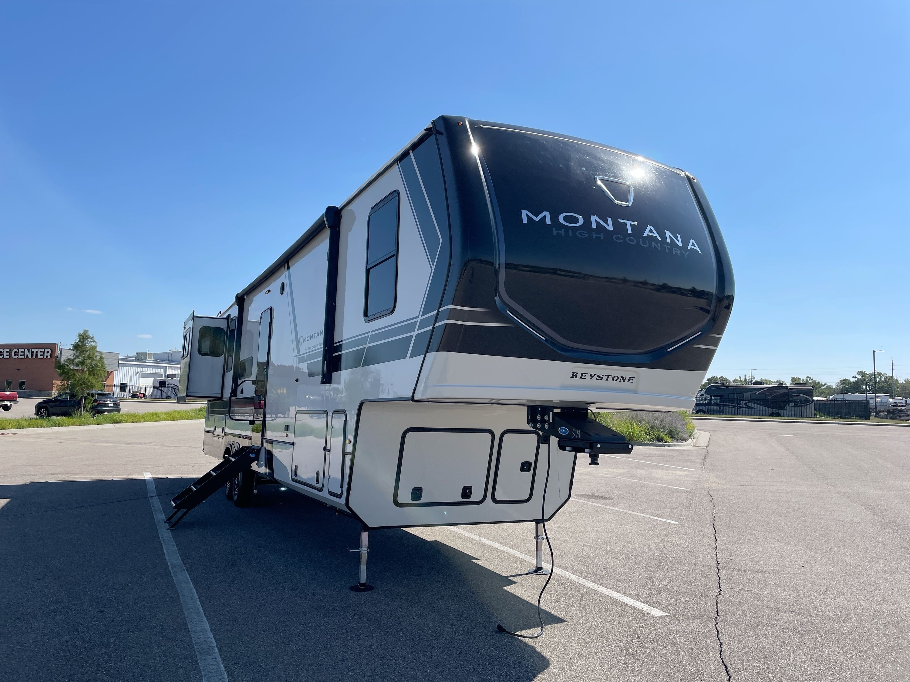 2026 Keystone MONTANA HIGH COUNTRY 373RD in wichita KS