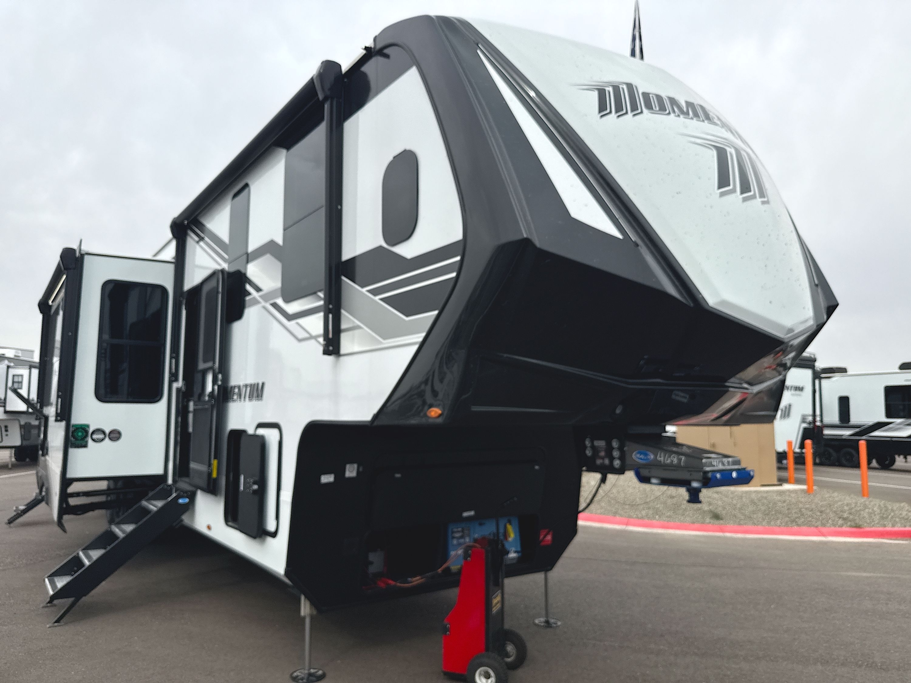 2026 Grand Design MOMENTUM M CLASS 395MS in surprise AZ