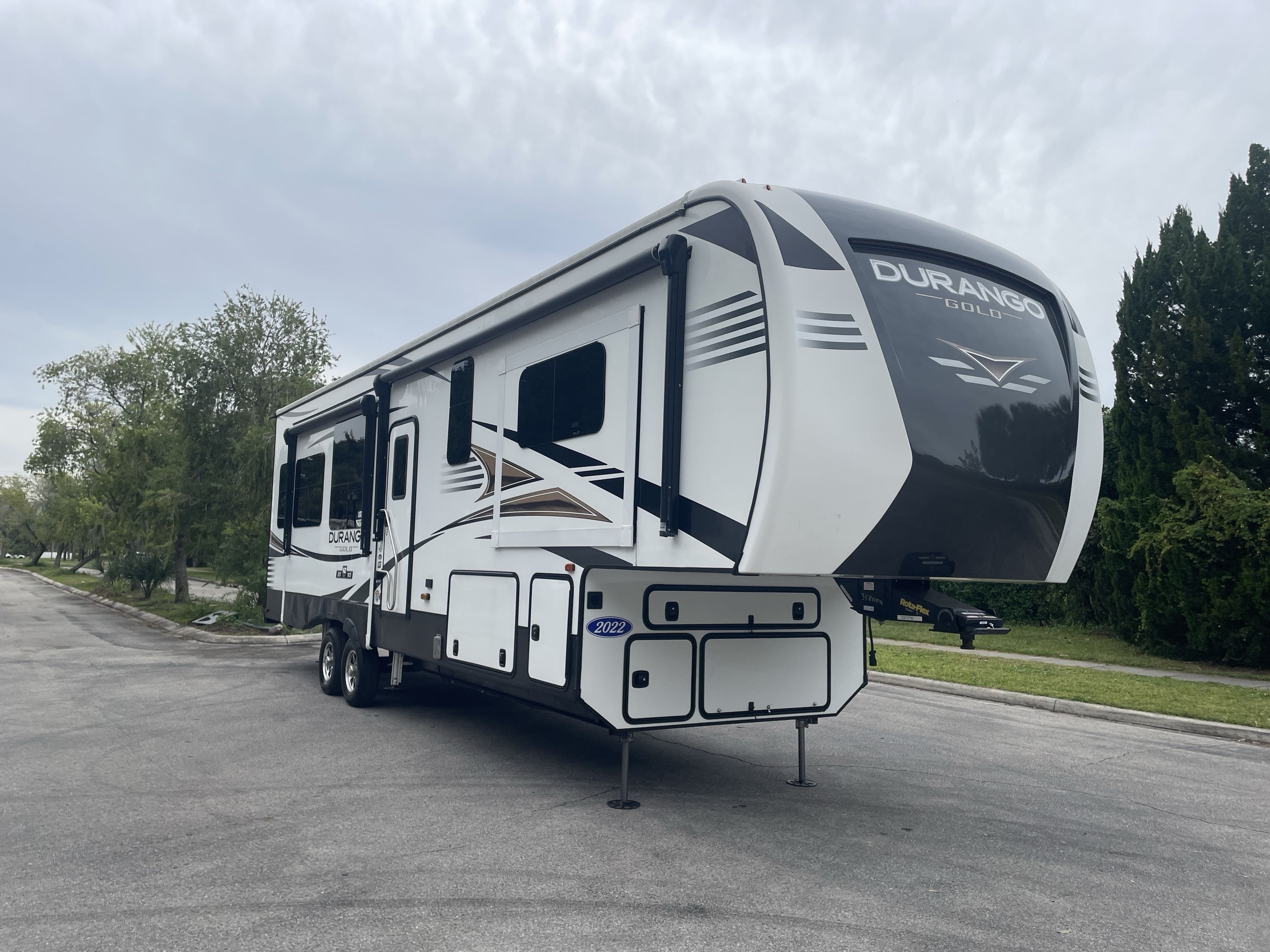 2022 K-Z Rv DURANGO GOLD 358RPQ RV