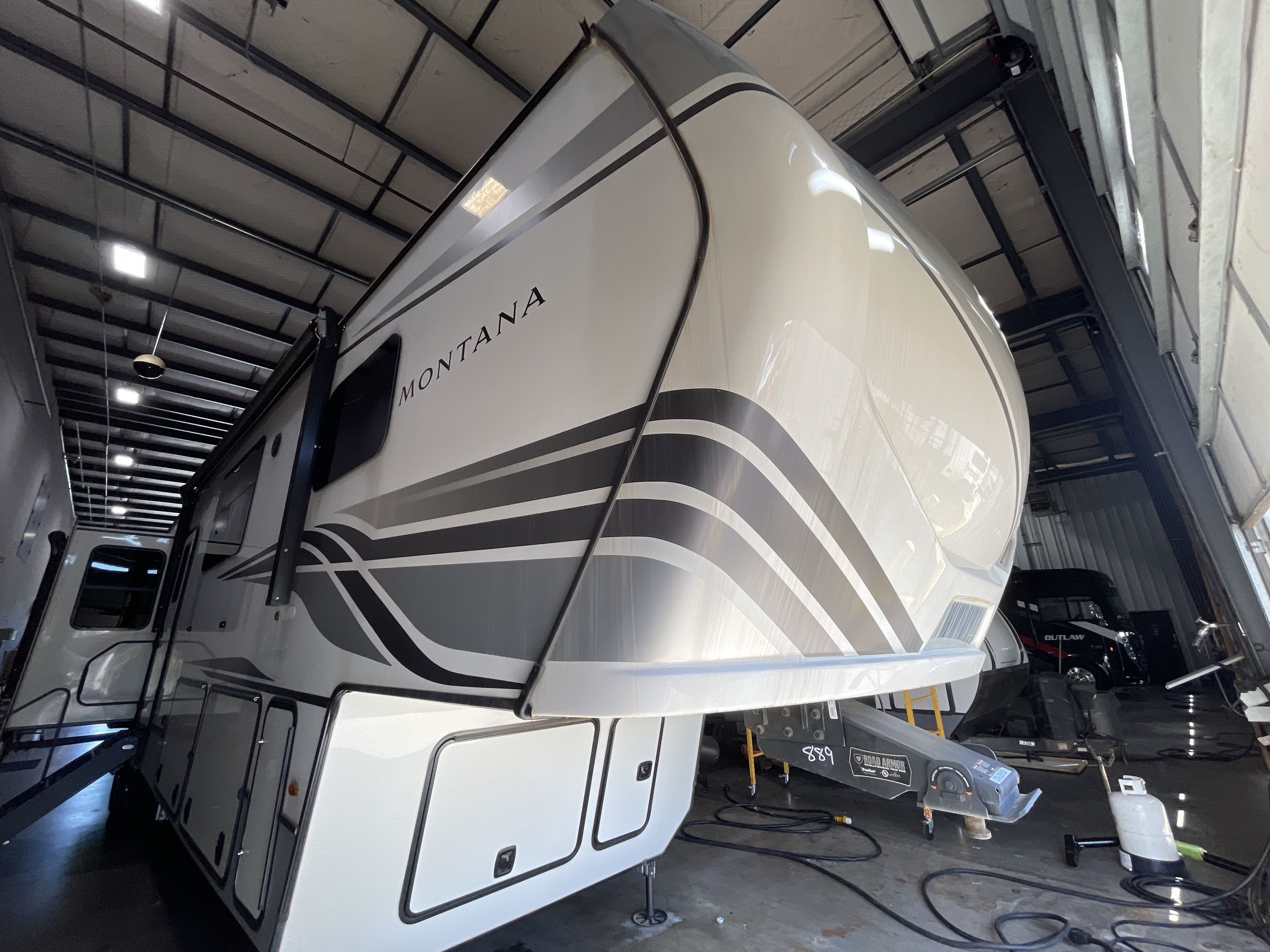 2023 Keystone MONTANA 3857BR RV