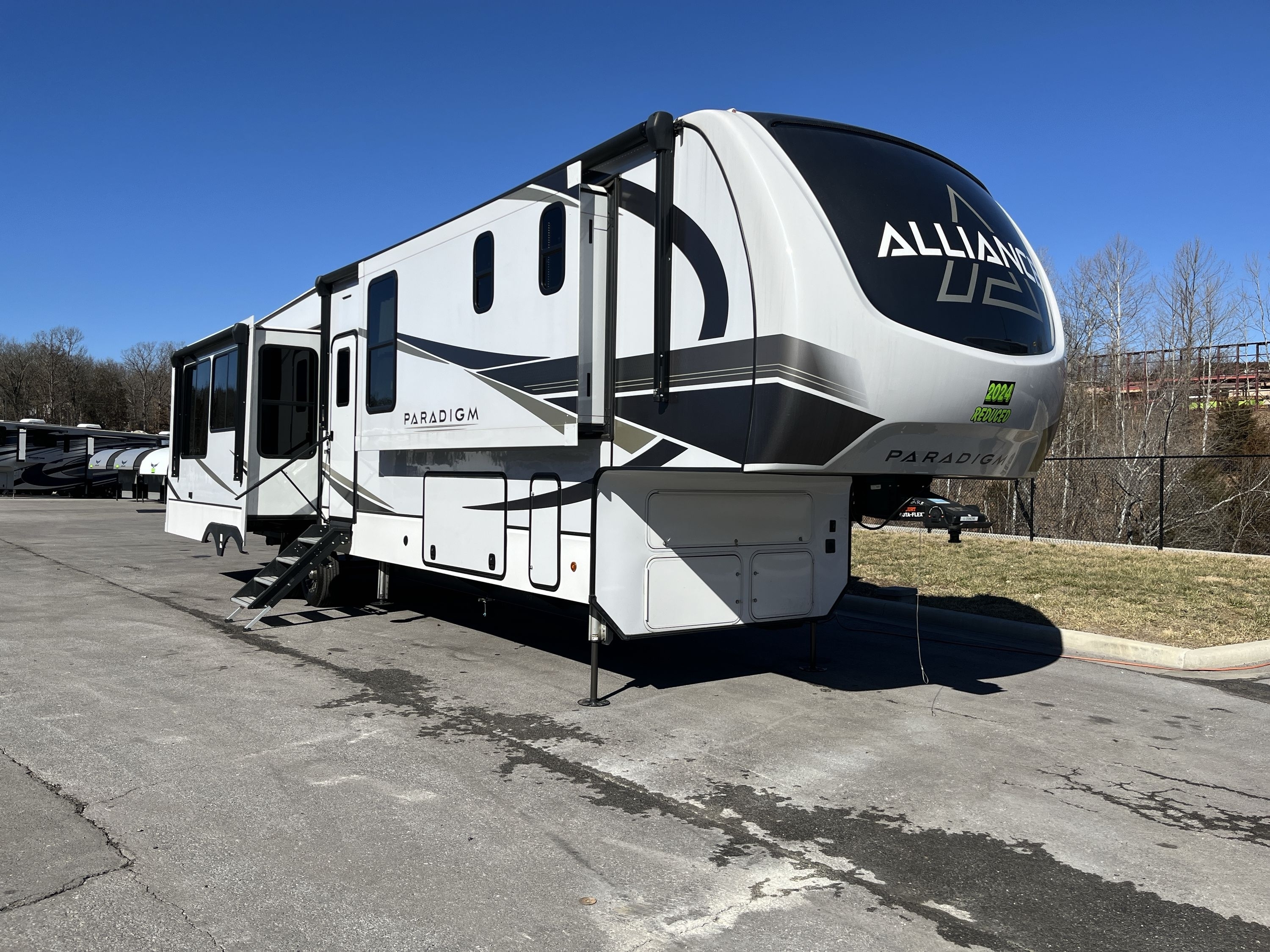 2024 Alliance PARADIGM 382RK in branson MO