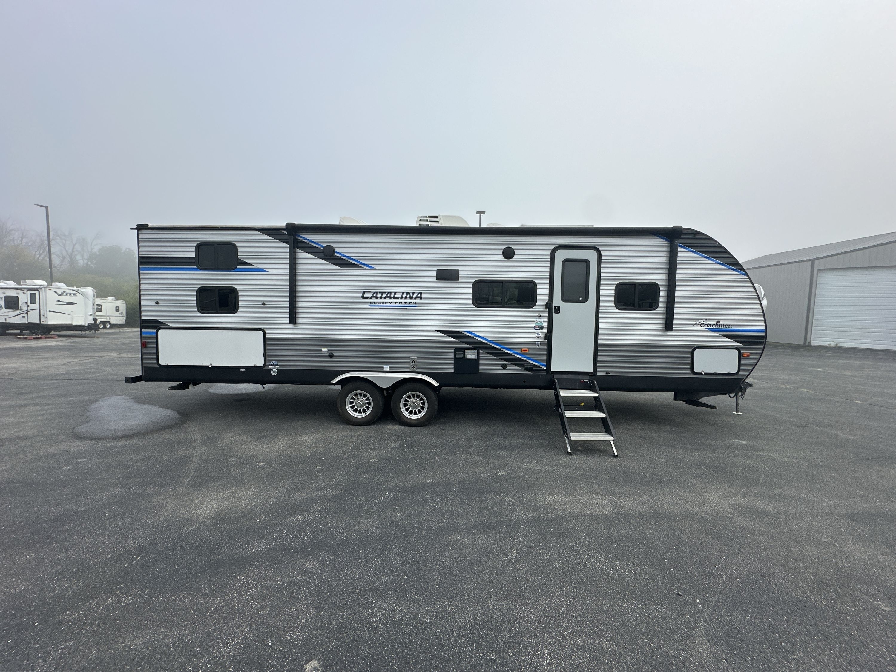 2022 Coachmen CATALINA LEGACY 293QBCK in green bay WI