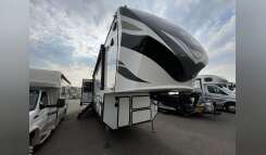 2021 Heartland BIGHORN TRAVELER 35BK RV