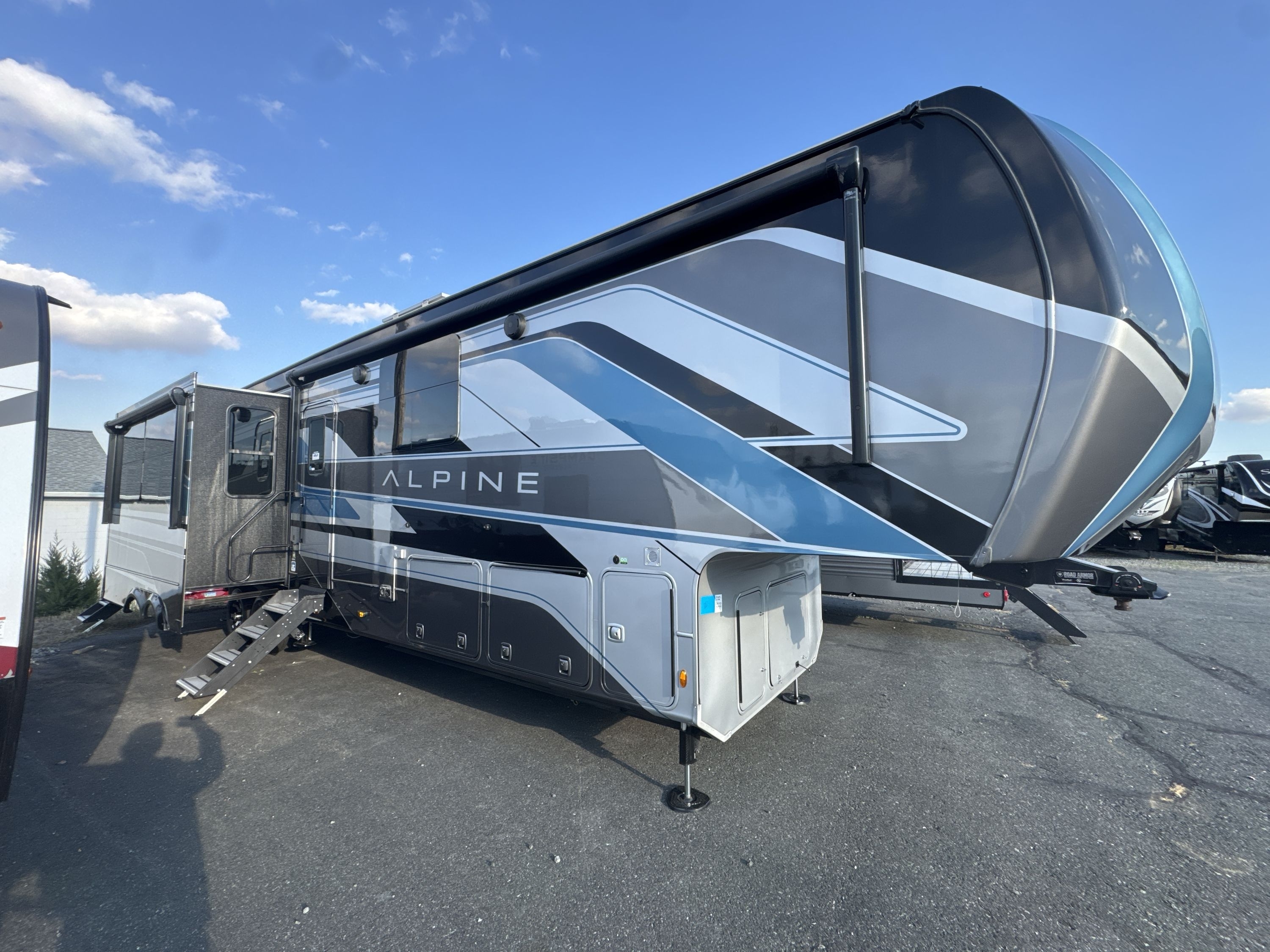 2024 Keystone ALPINE 3910RK in boyertown PA