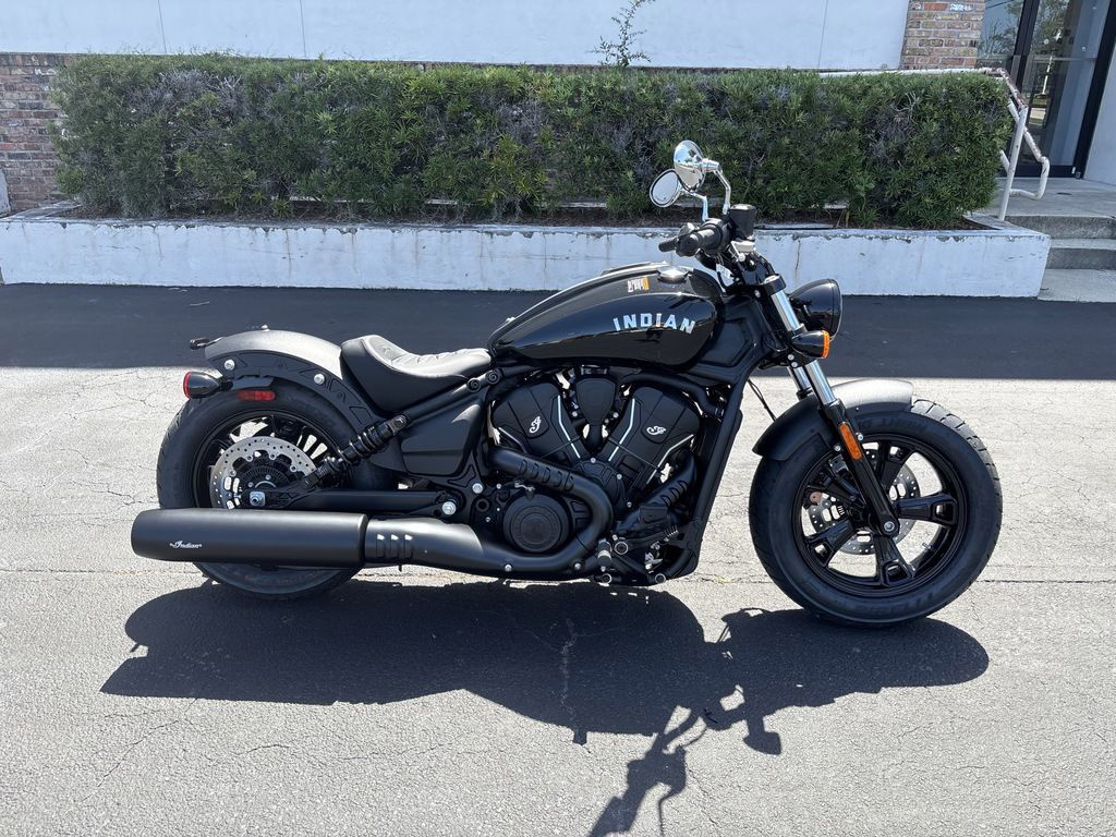2026 Indian Scout Sixty Bobber Black Metallic BOBBER SIXTY in Daytona Beach, FL
