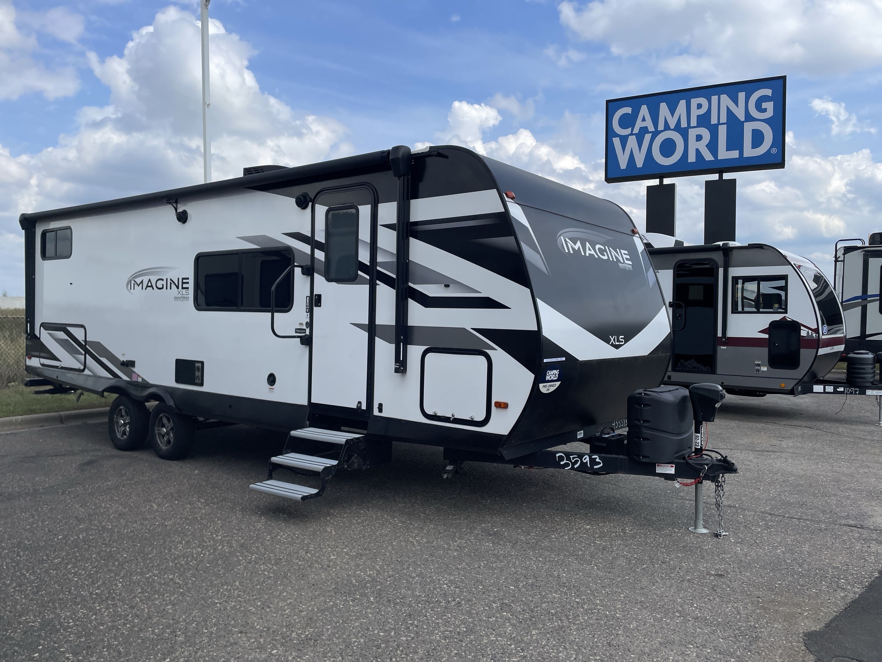 2023 Grand Design IMAGINE XLS 25BHE in monticello MN