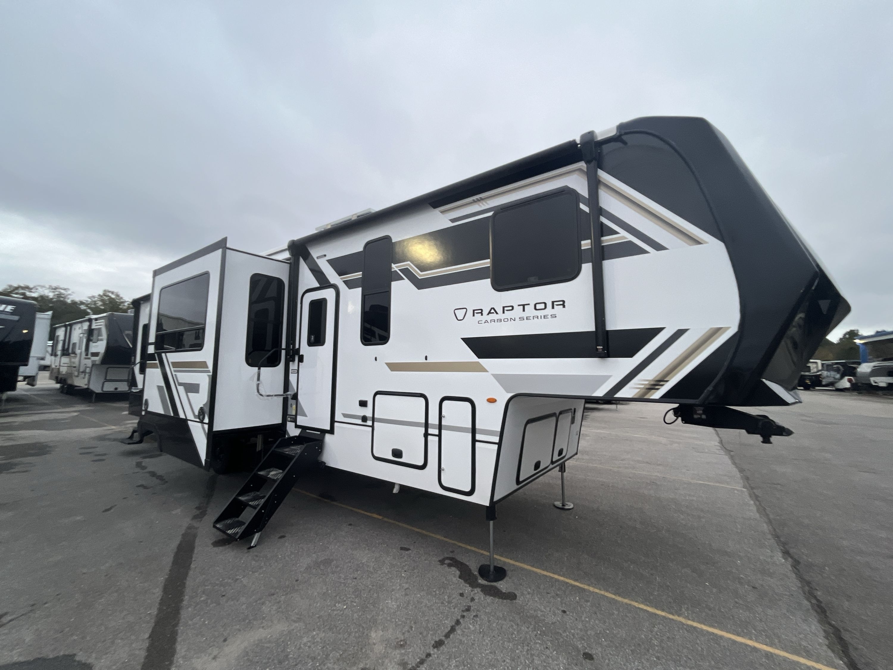 2026 Keystone CARBON 368 in biloxi MS