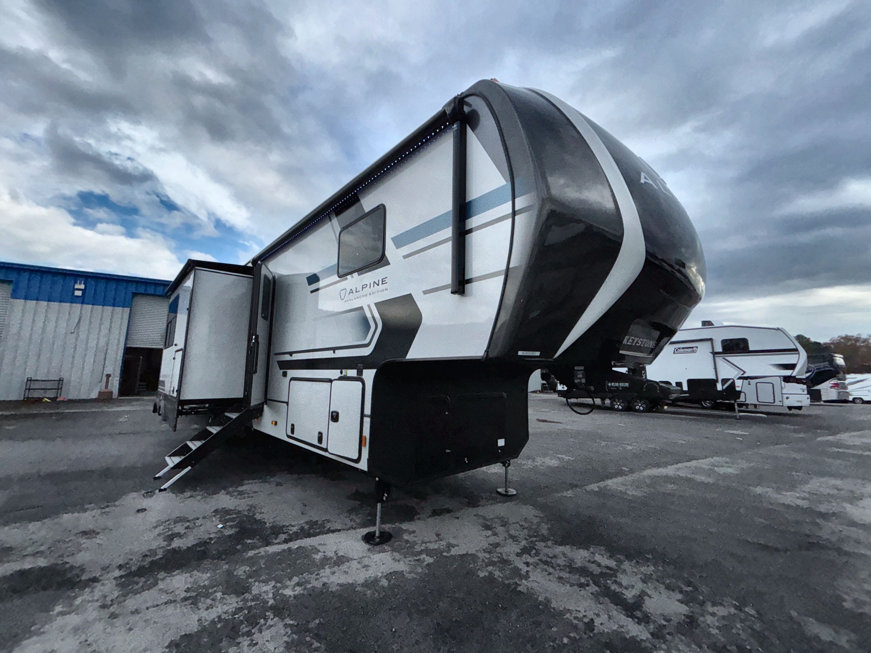 2026 Keystone AVALANCHE 380LT in chattanooga TN