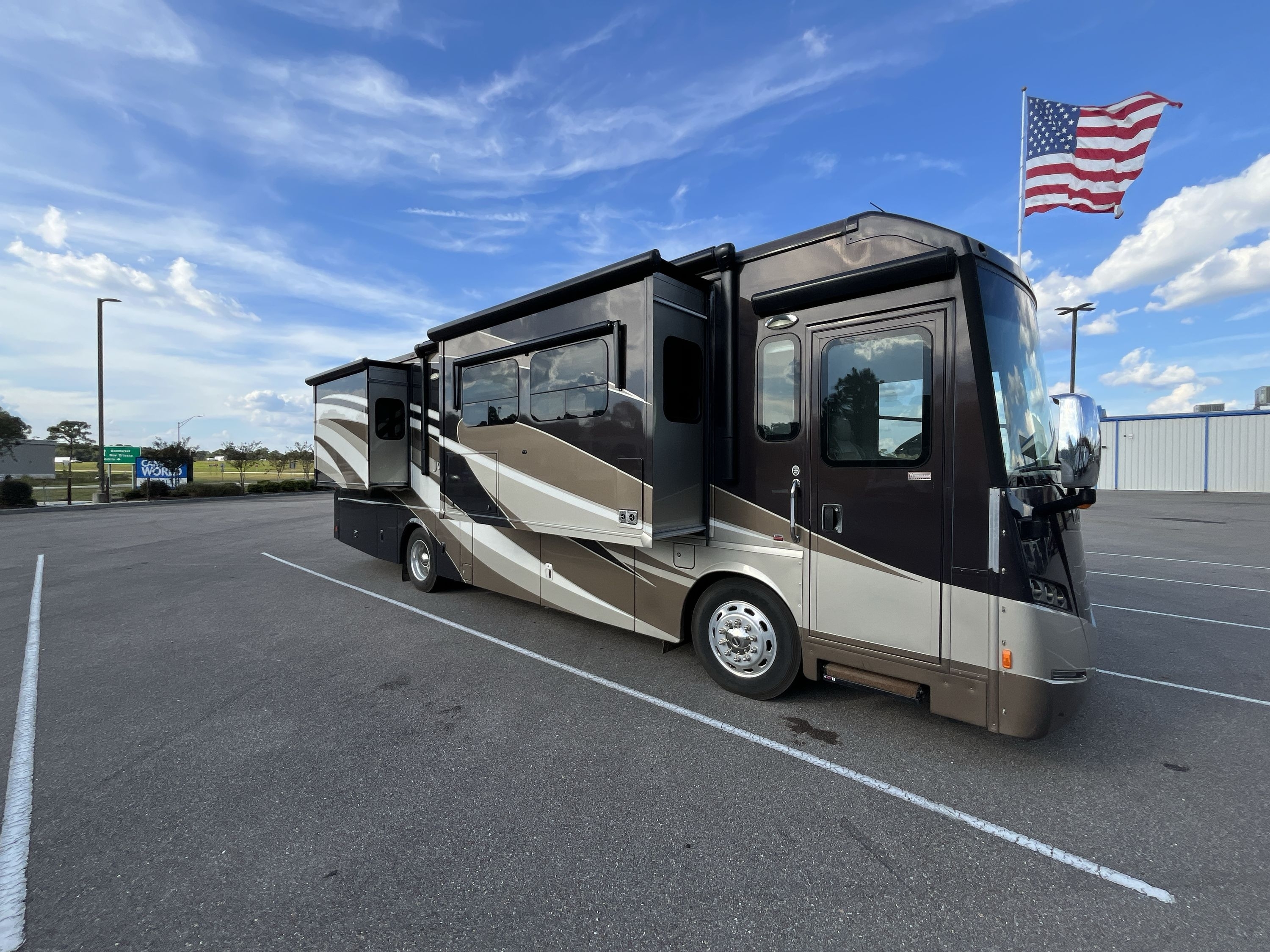 2014 Winnebago JOURNEY 34B in biloxi MS