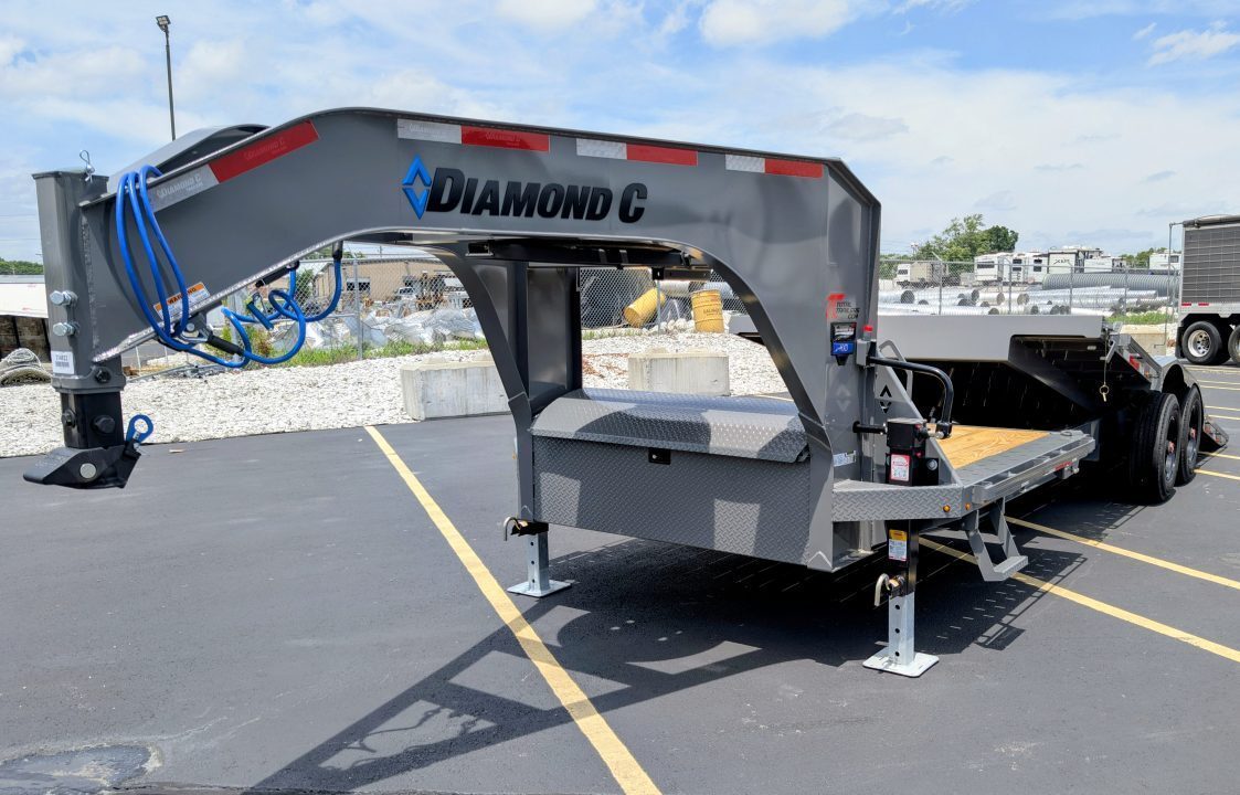 2026 Diamond C Trailers HXD-210-GN-24' Gravity Tilt 102" Wide: 23K (GVWR), Driv in O Fallon, MO