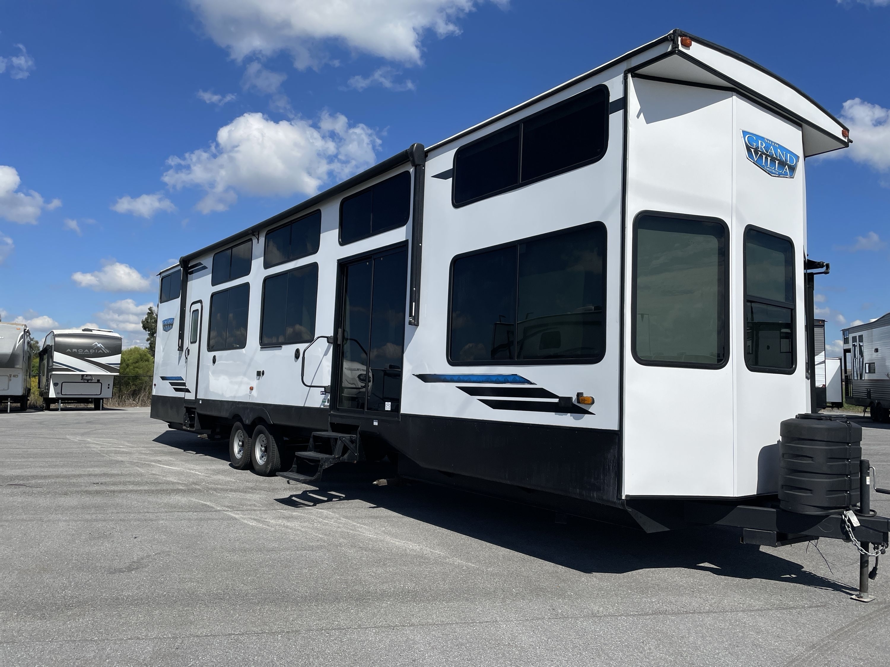 2024 Forest River SALEM VILLA GRAND 42VIEW RV