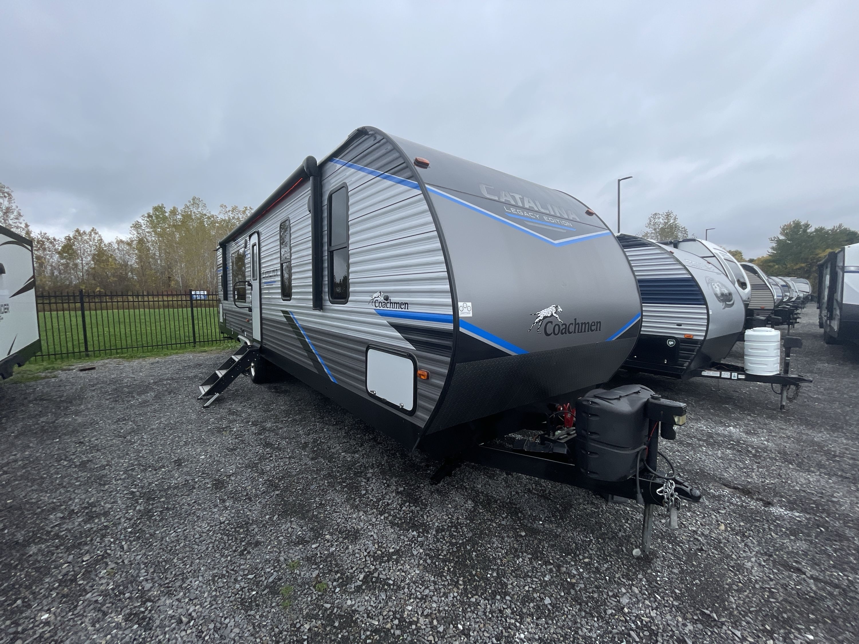 2022 Coachmen CATALINA LEGACY 303RKDS in cicero NY