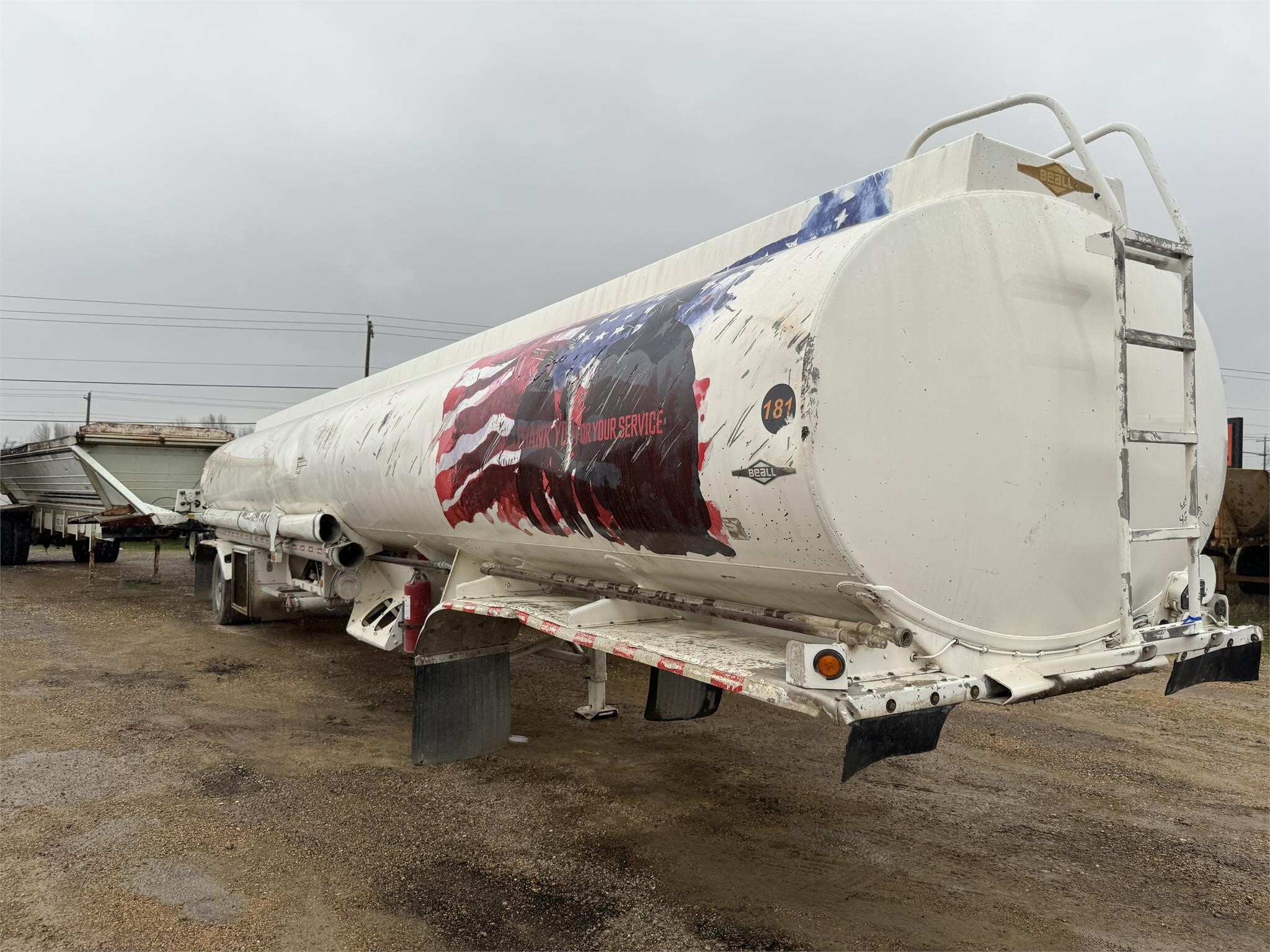 2007 BEALL 9600 GALLON TANK in Covington, TN