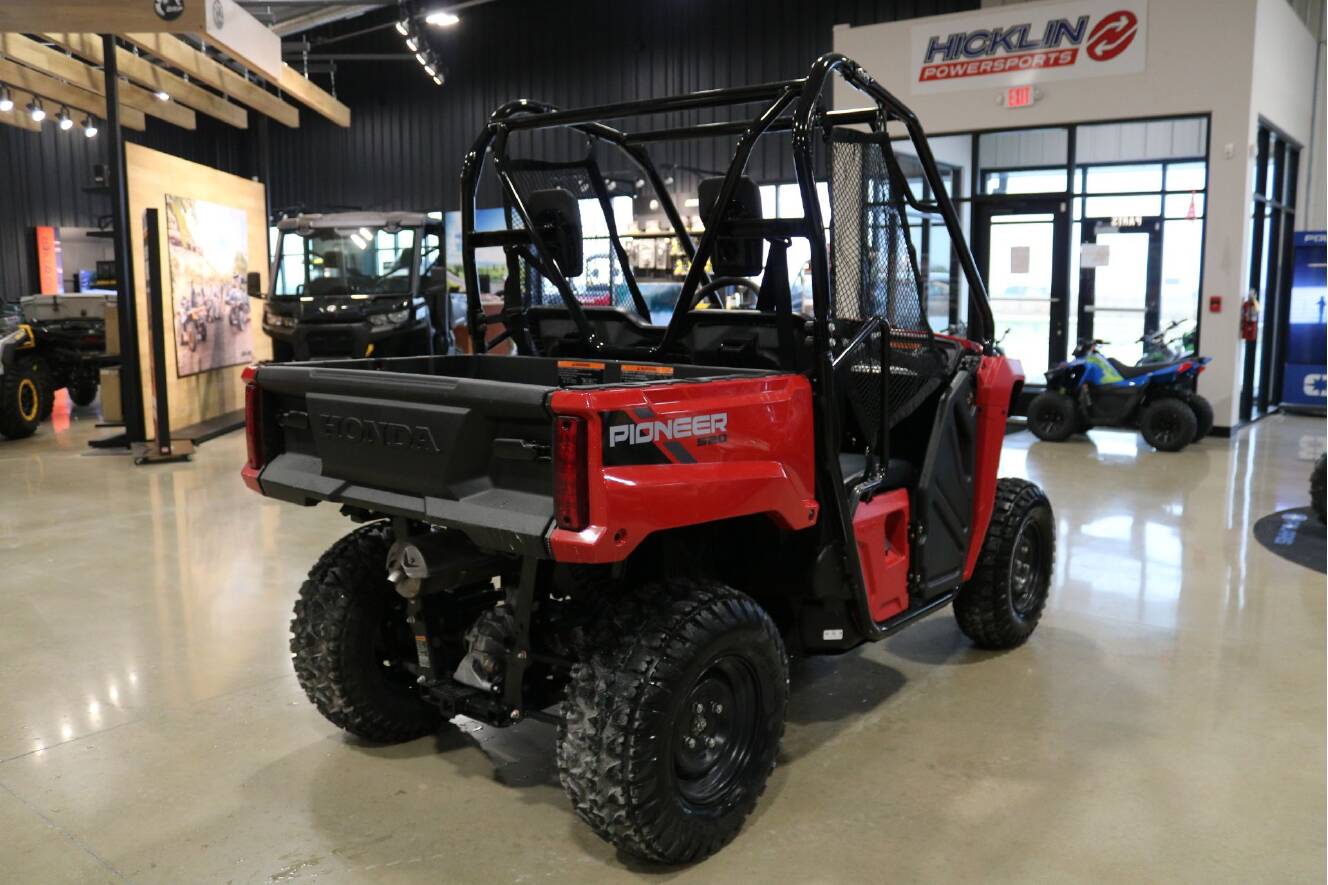 A photo of this 2025 Honda Pioneer 520