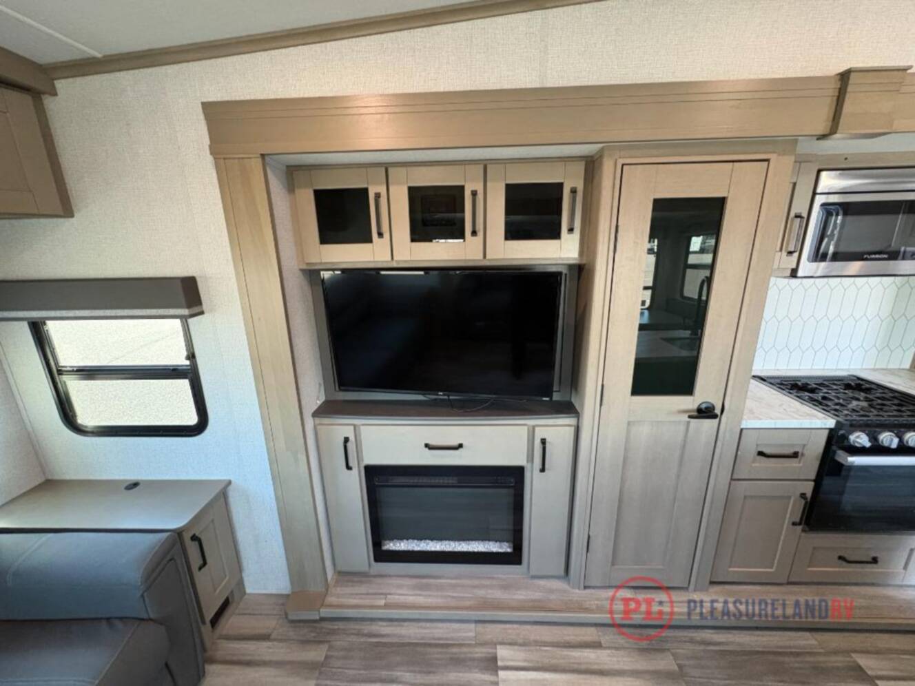 A photo of this 2024 Grand Design Reflection 150 Series 295RL