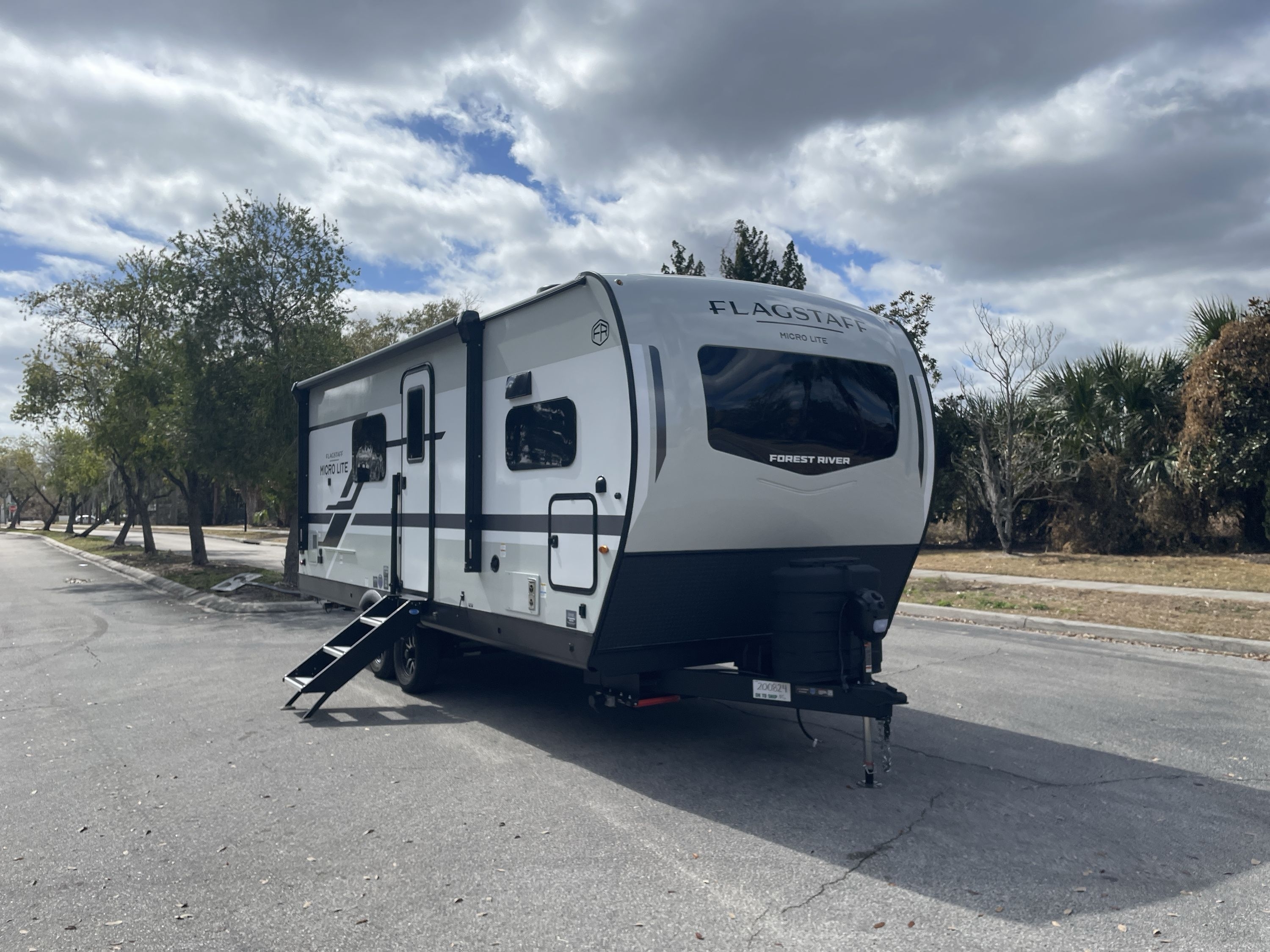 2026 Forest River FLAGSTAFF MICRO LITE 25MBR in kissimmee FL