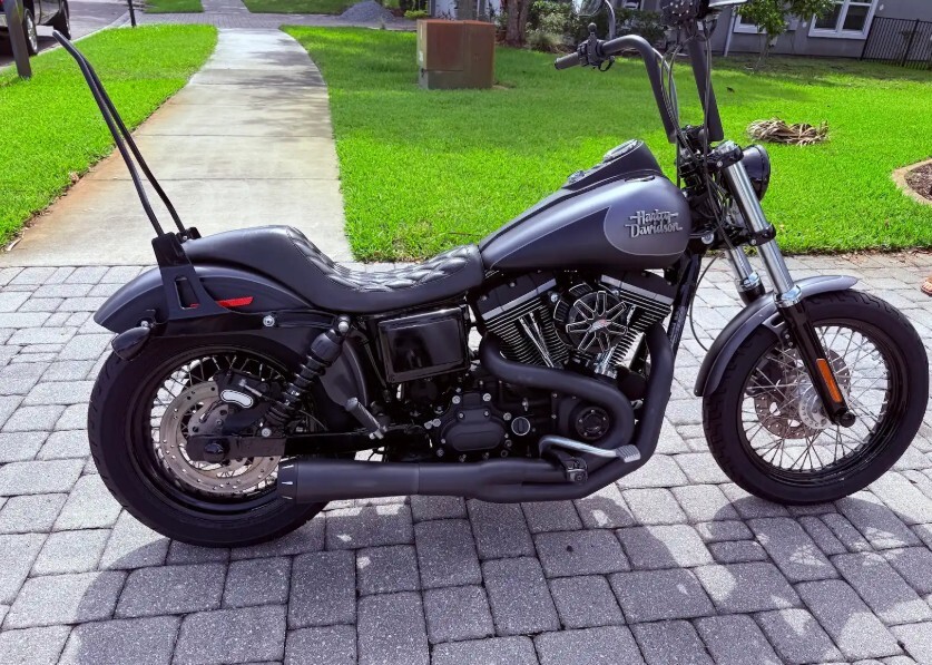 2017 Harley-Davidson DYNA STREET BOB Custom motorcycle
