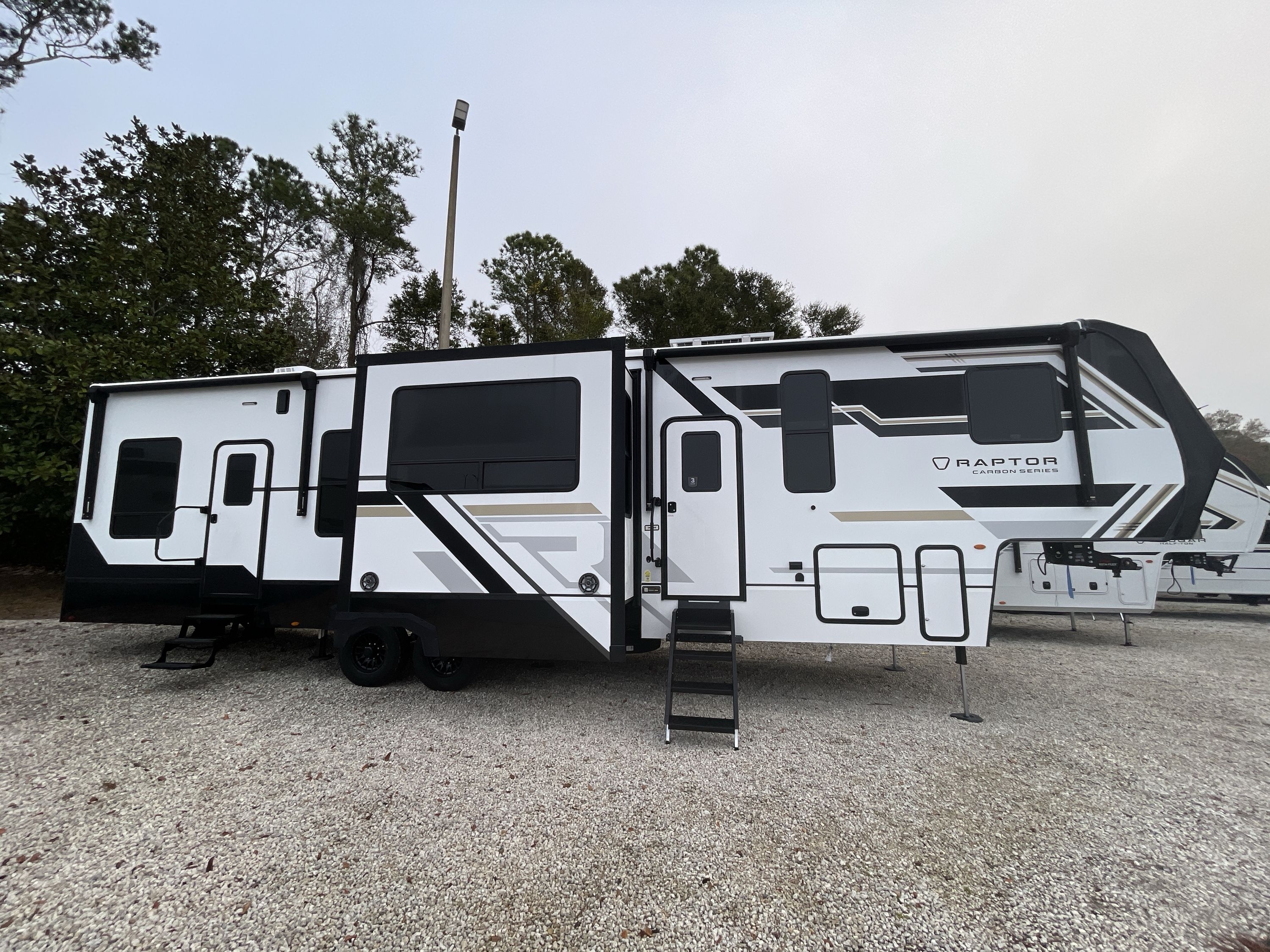 2026 Keystone CARBON 368 in st. augustine FL