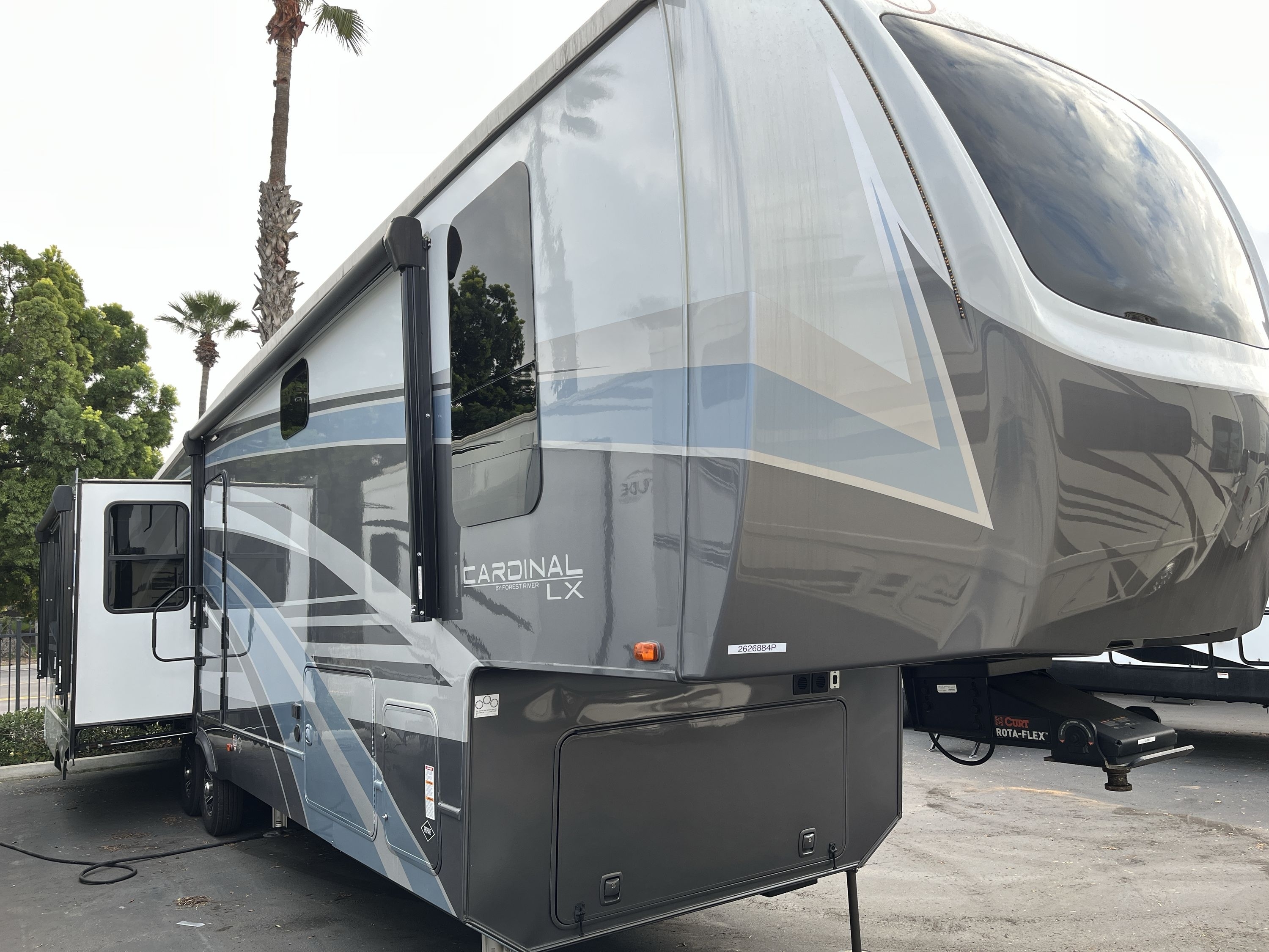 2023 Forest River CARDINAL LUXURY 380RLX RV