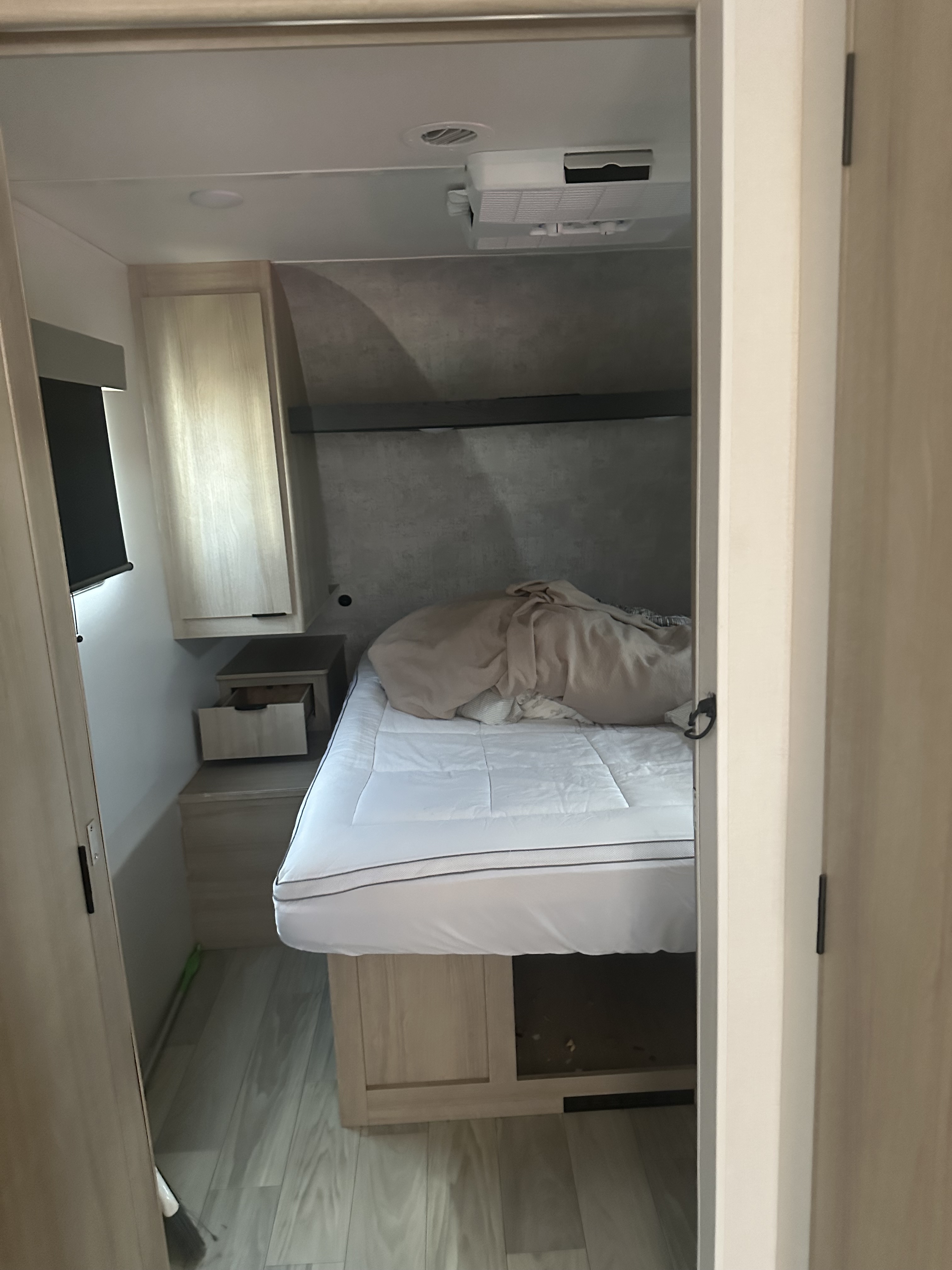2024 Winnebago MINNIE 2529RG in florence AZ