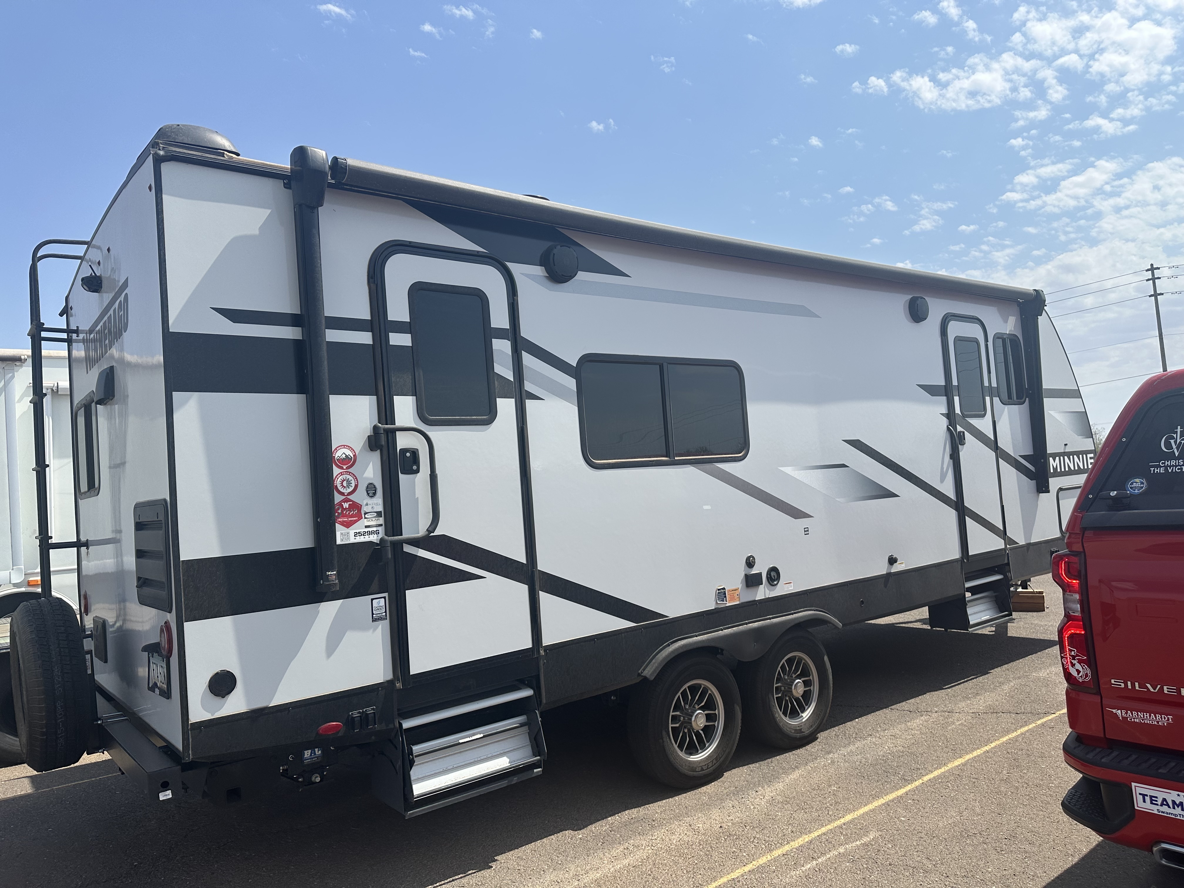 2024 Winnebago MINNIE 2529RG RV