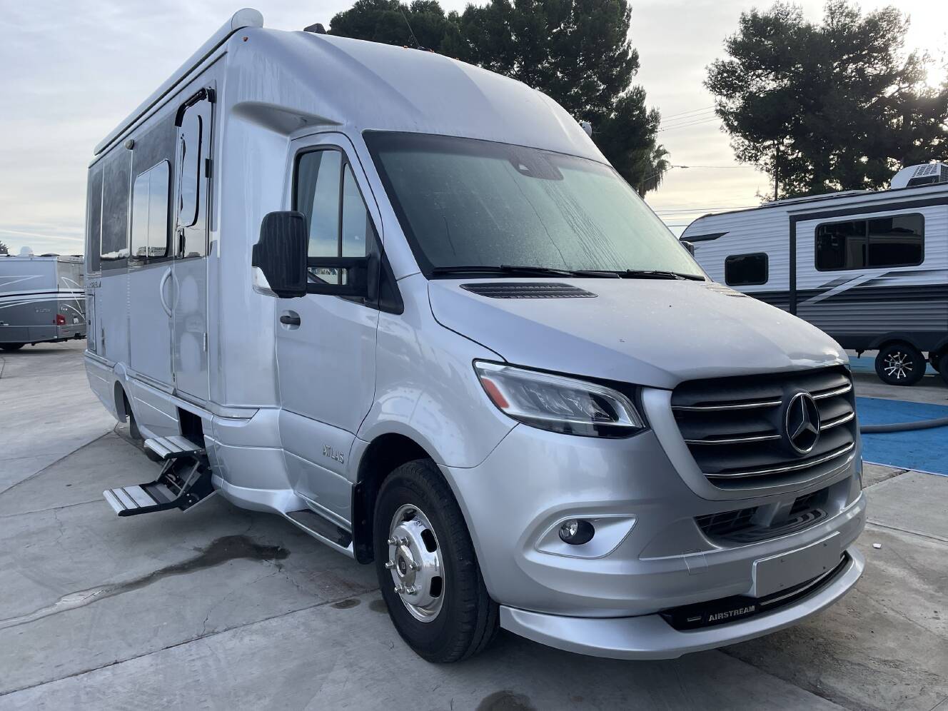 A photo of this 2021 Airstream ATLAS MURPHY SUITE