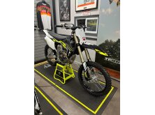Triumph TF 250‑X Featured in James Bond Game 007 First Light image