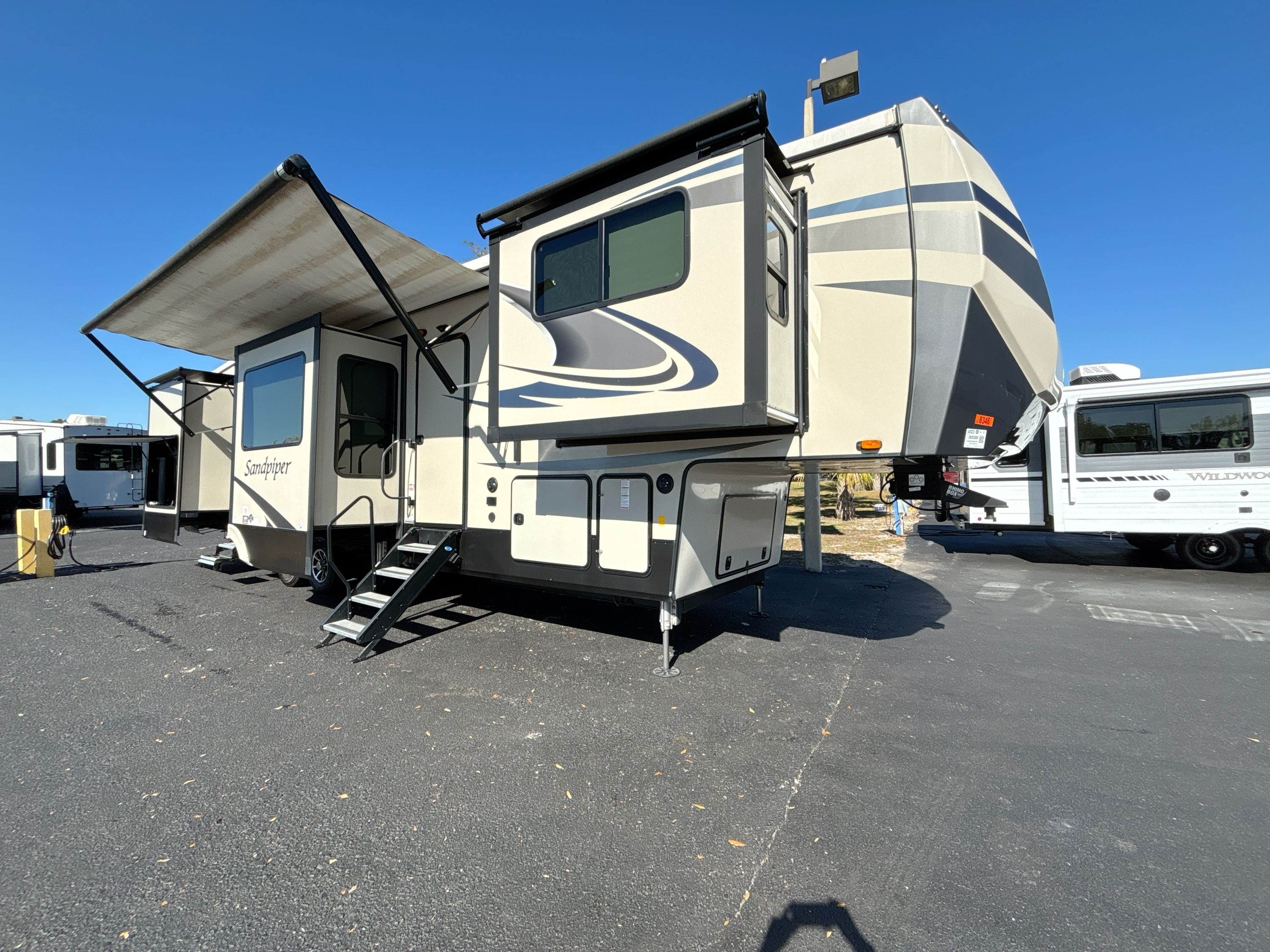 2021 Forest River SANDPIPER 379FLOK in fort myers FL