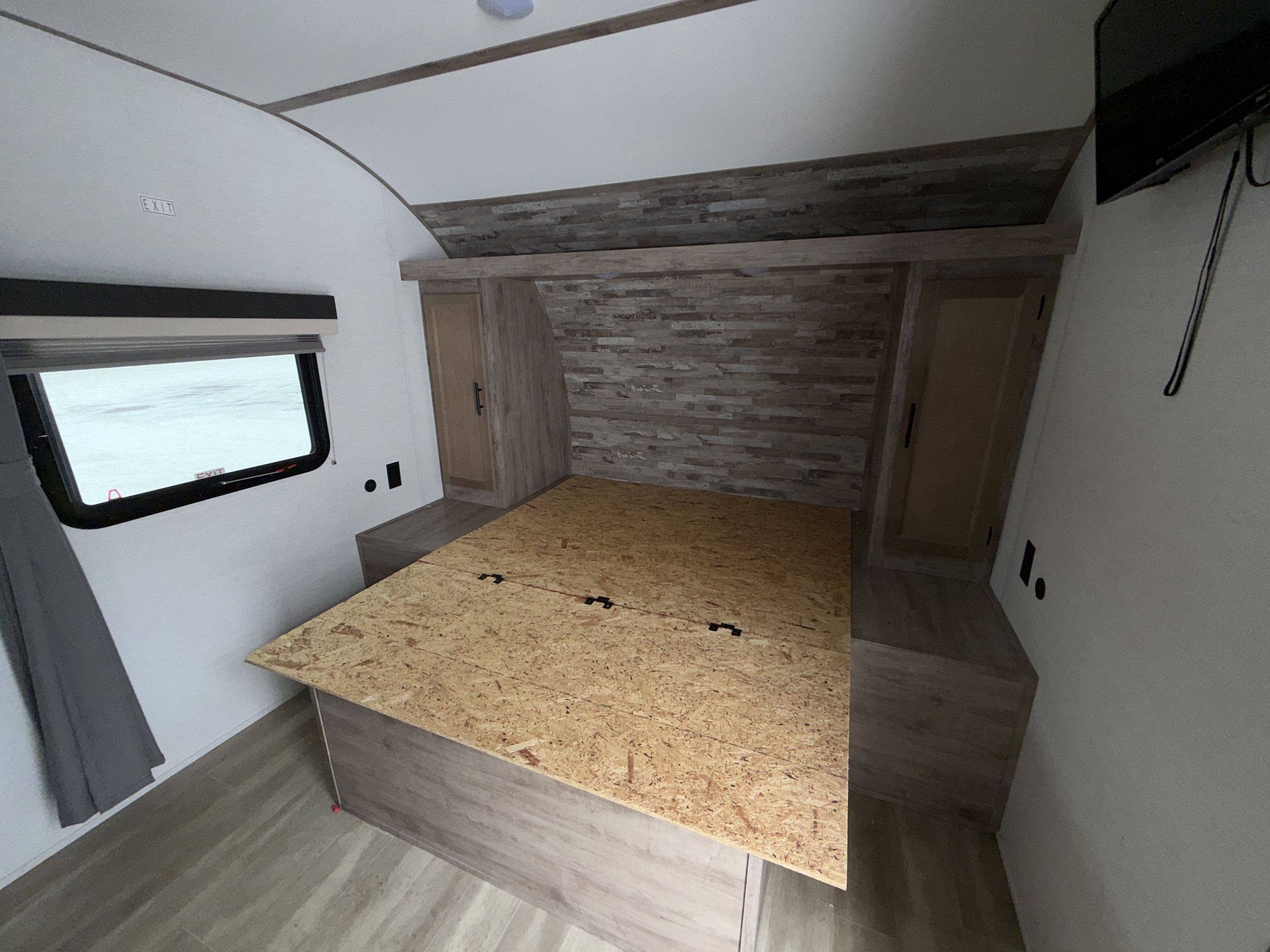 2025 Gulf Stream ENLIGHTEN 25BH RV