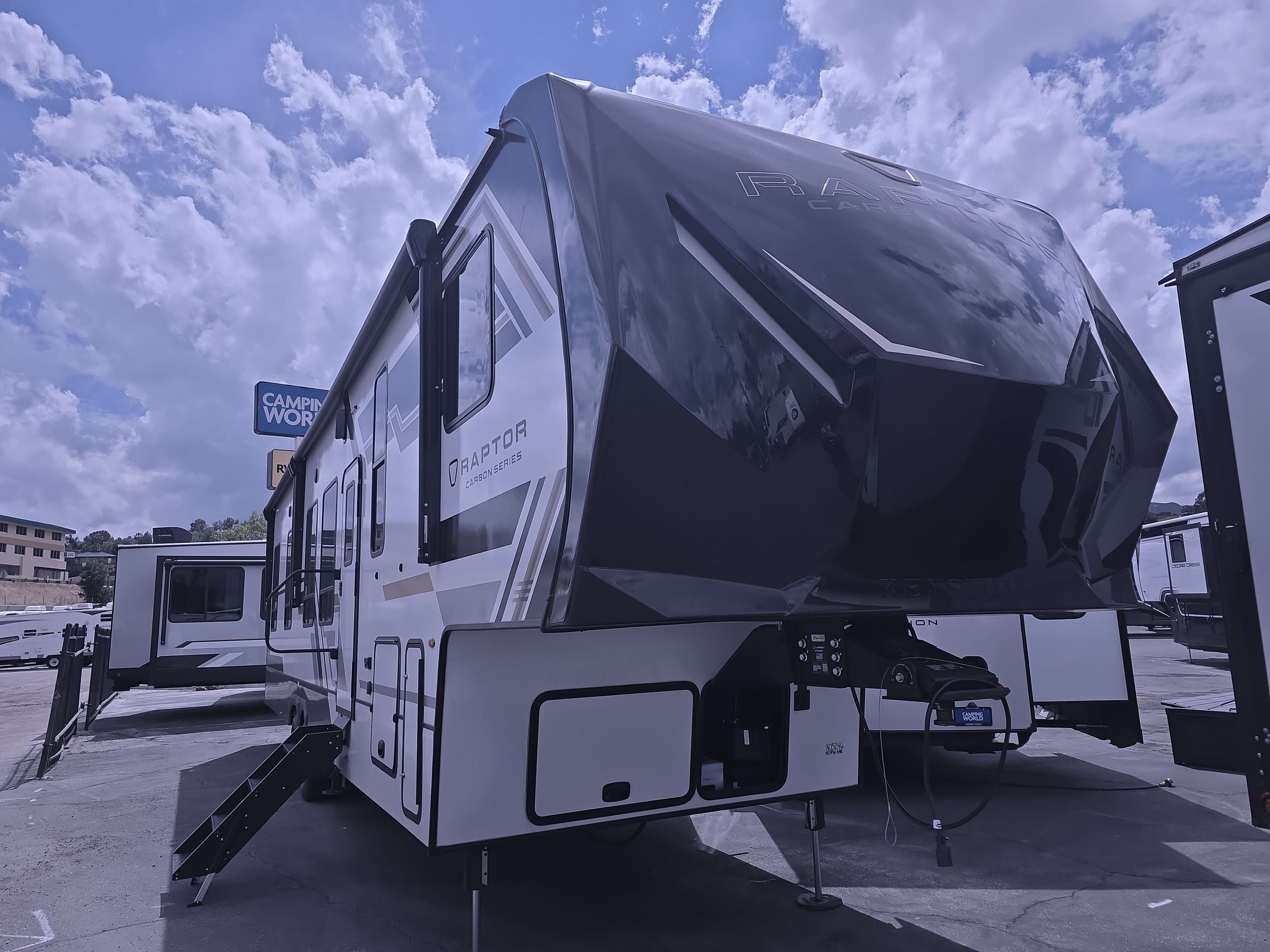 2026 Keystone CARBON 363 in newhall CA