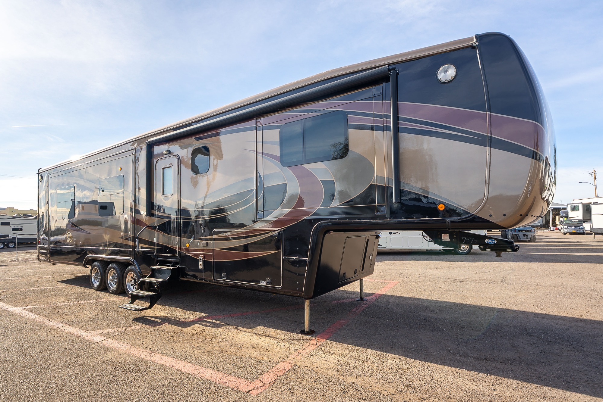 2015 DRV LUXURY SUITES ELITE SUITES BOSTON RV