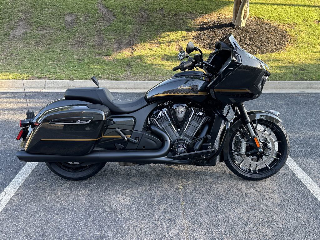 2026 Indian N26LCXSSA6 DARK HORSE WITH POWERBAND AUDIO PACKAGE in Augusta, GA