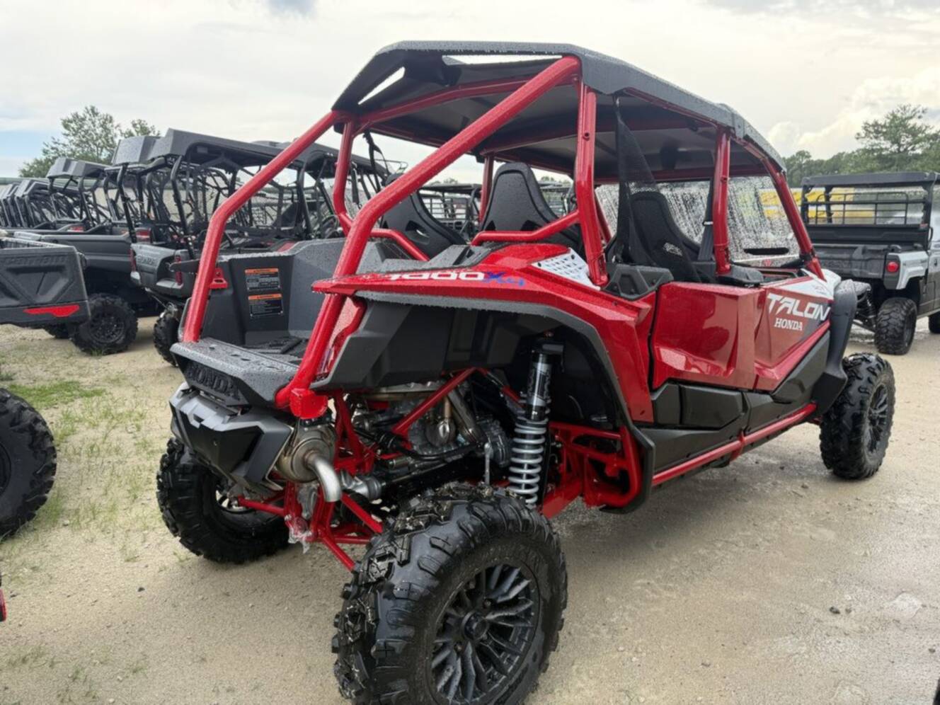 A photo of this 2026 Honda Talon 1000X 4 FOX Live Valve