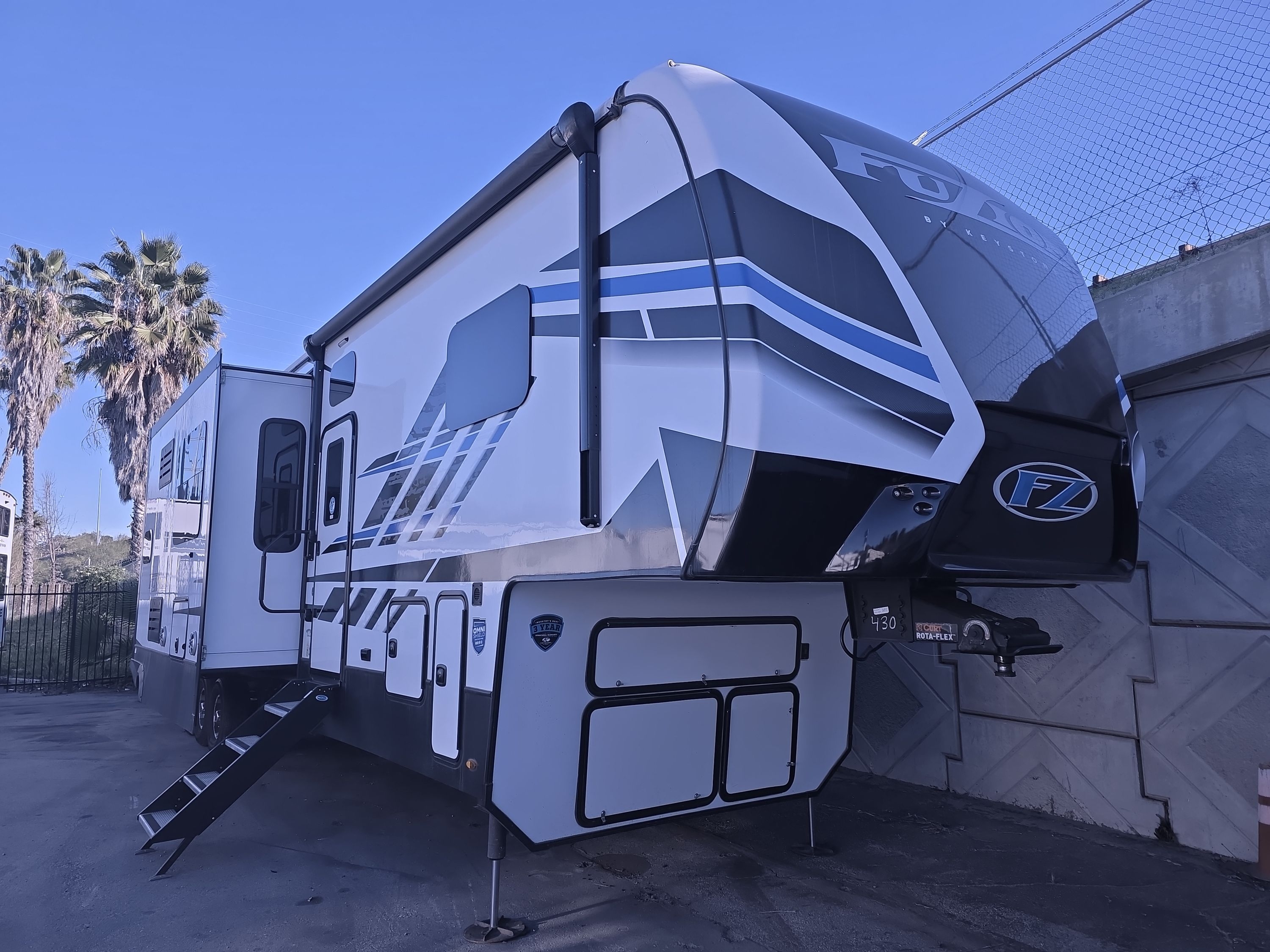 2023 Keystone FUZION 430 in newhall CA