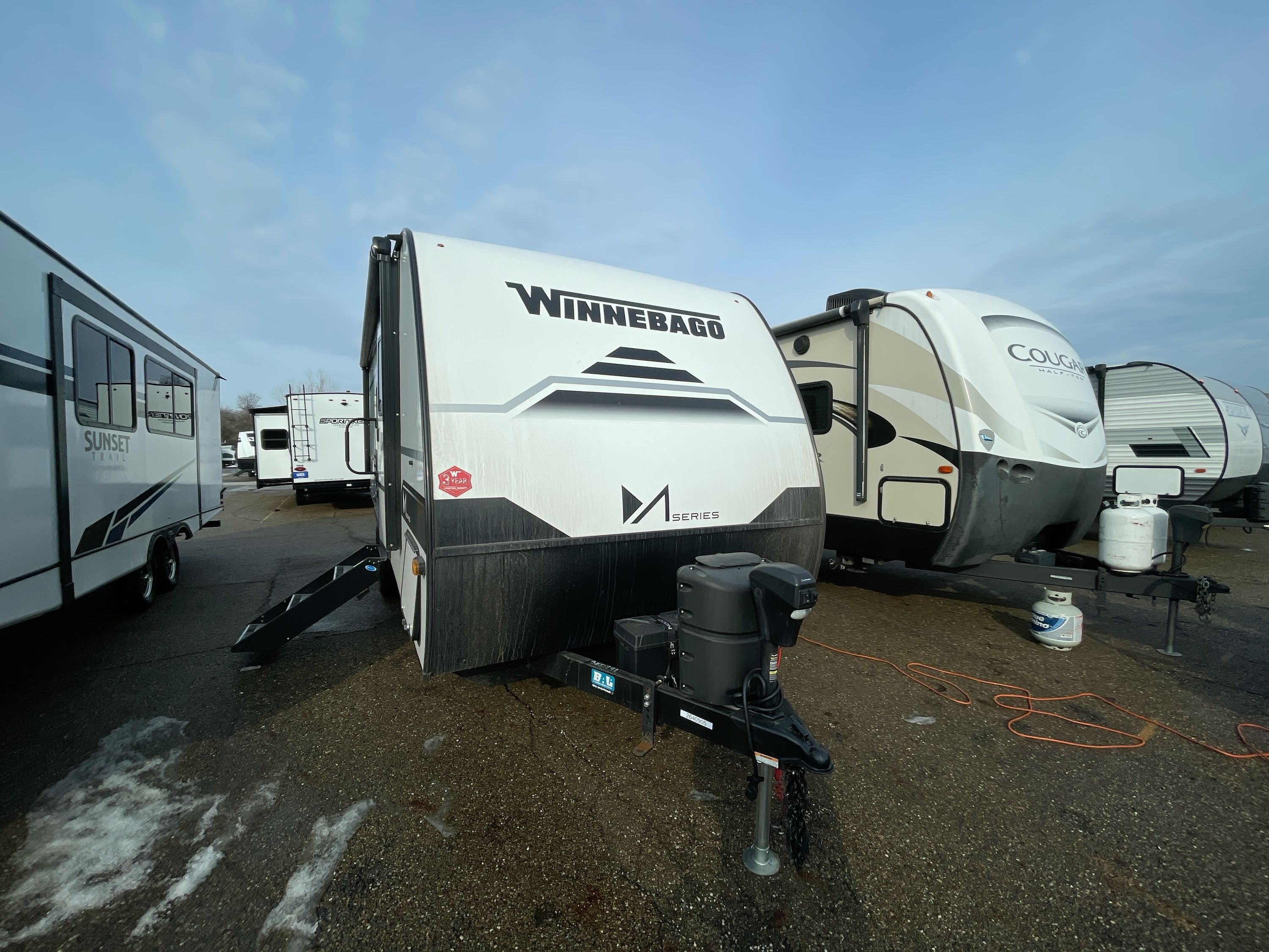 2025 Winnebago M-SERIES 2326MBBH in akron OH