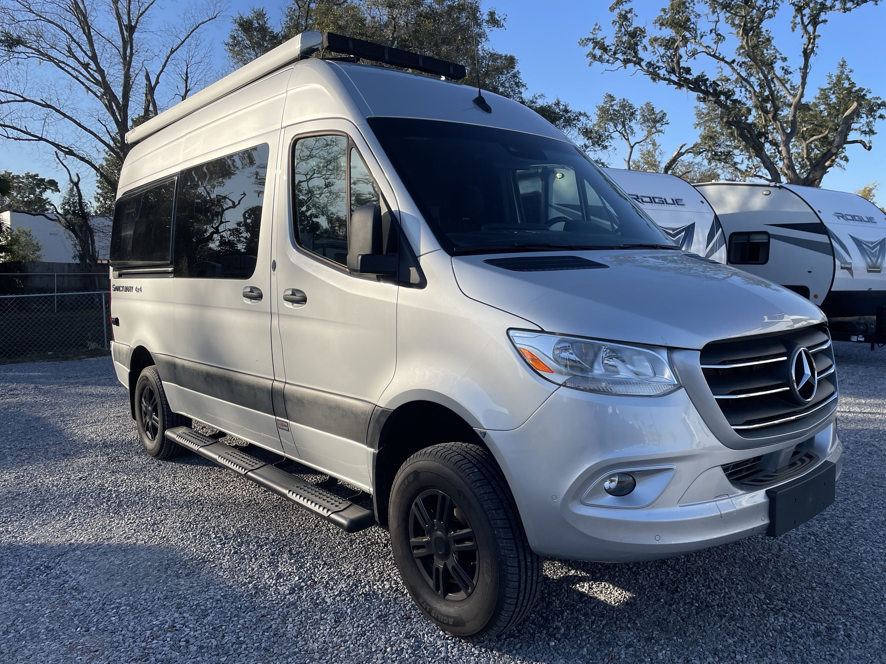 2024 Thor SANCTUARY 19L RV