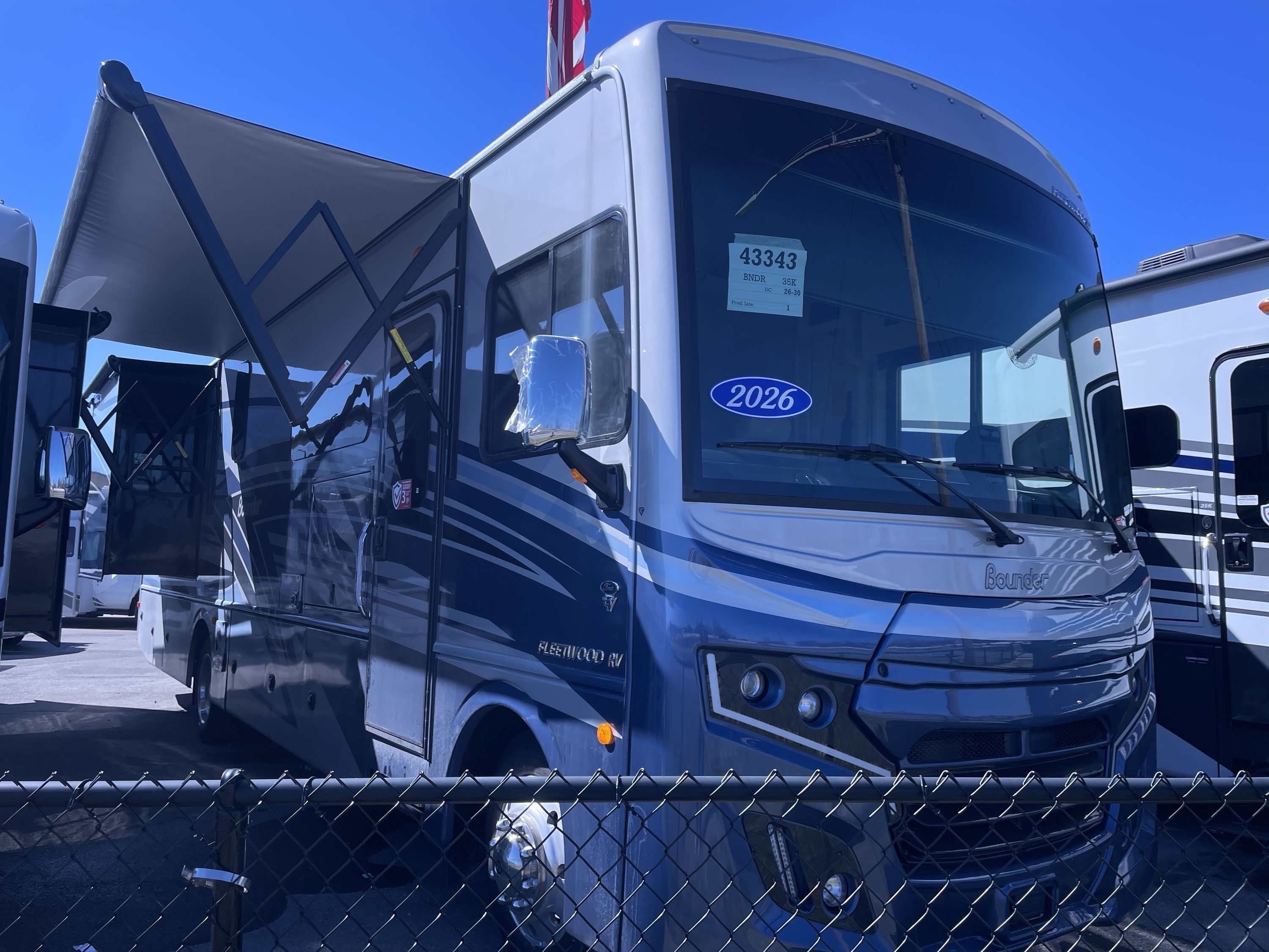 2026 Fleetwood BOUNDER 35K in kodak TN