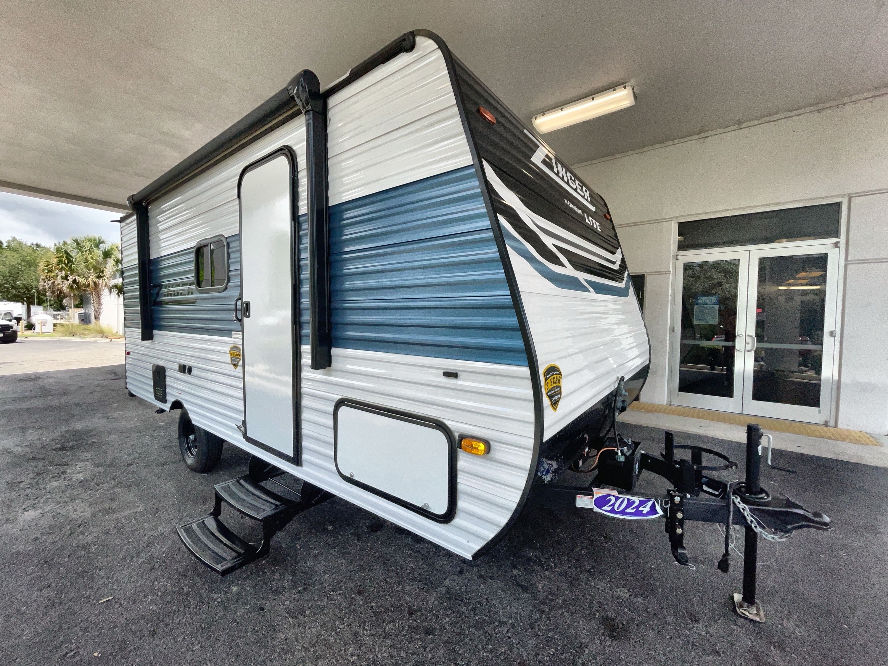 2024 Crossroads ZINGER 18BH RV
