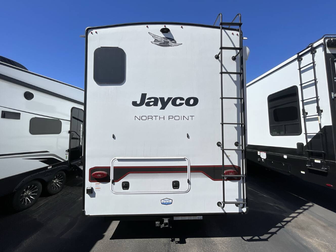 A photo of this 2026 Jayco NORTH POINT 382FLRB
