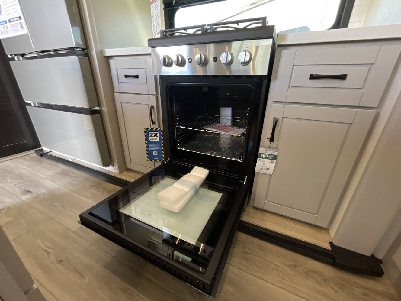 A photo of this 2026 Jayco NORTH POINT 382FLRB