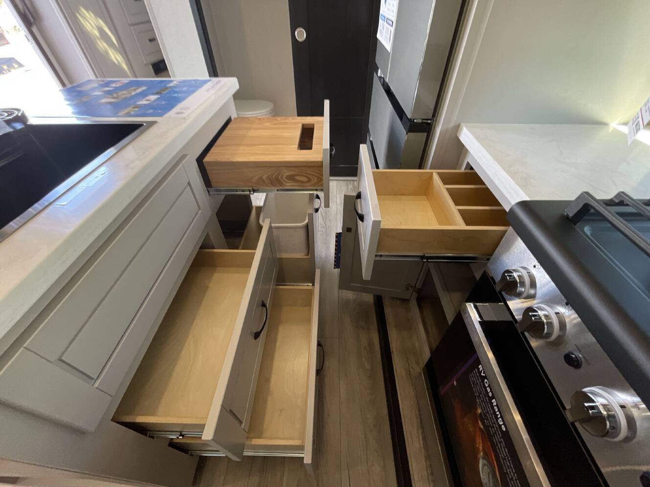 A photo of this 2026 Jayco NORTH POINT 382FLRB