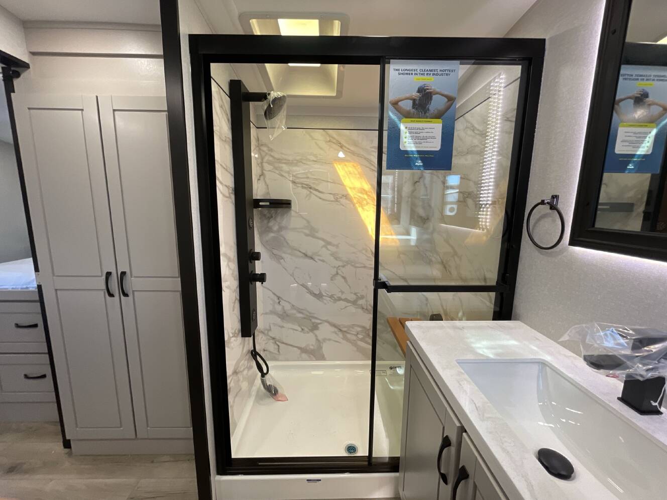 A photo of this 2026 Jayco NORTH POINT 382FLRB