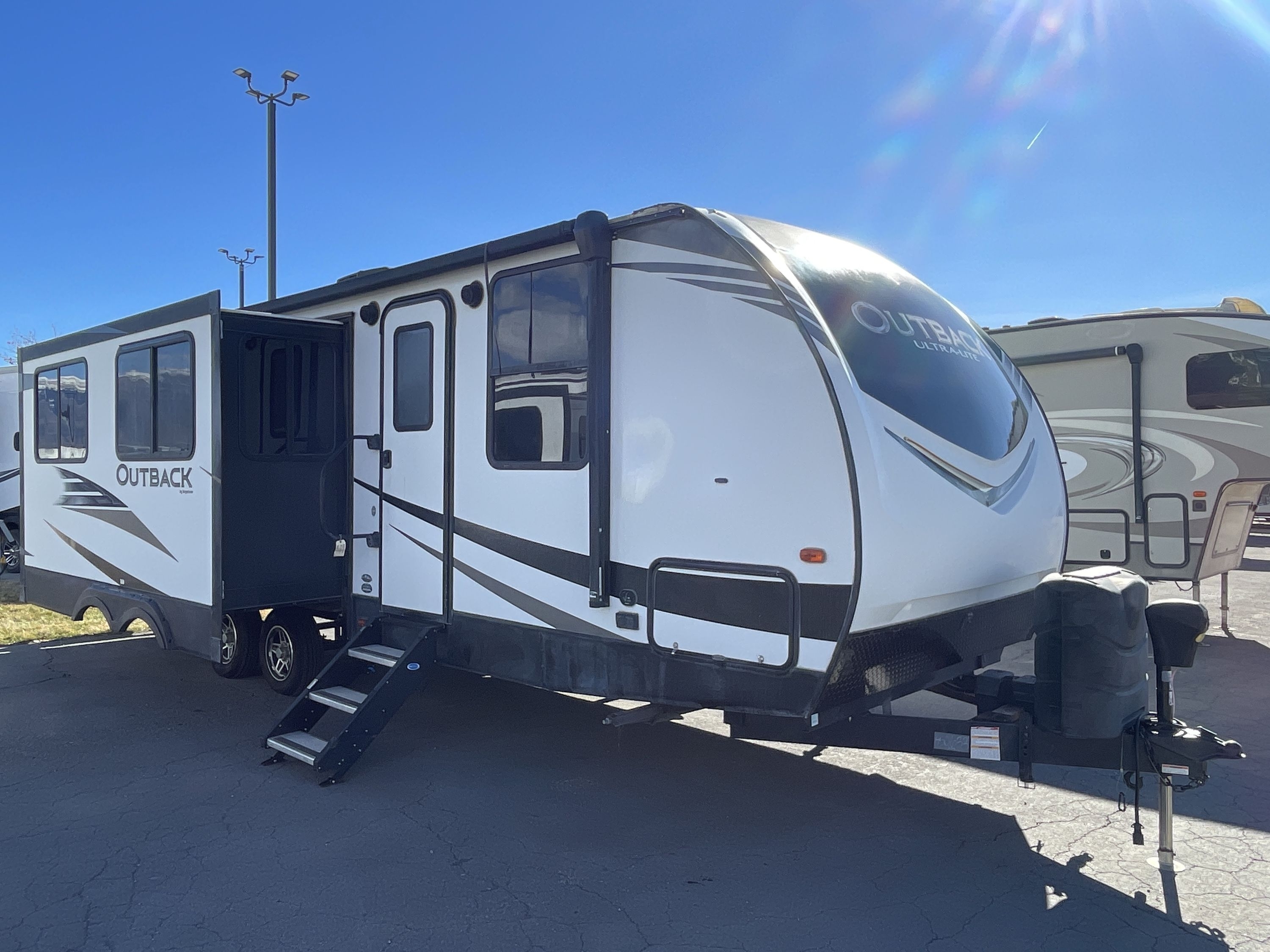 2020 Keystone OUTBACK ULTRA-LITE 260UML RV