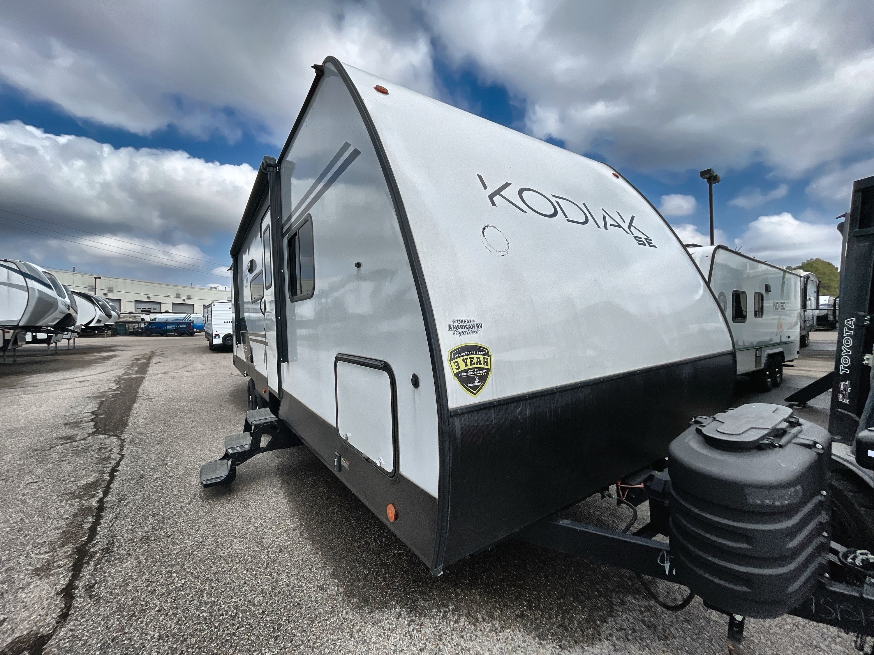 2024 Dutchmen KODIAK 27SBH RV