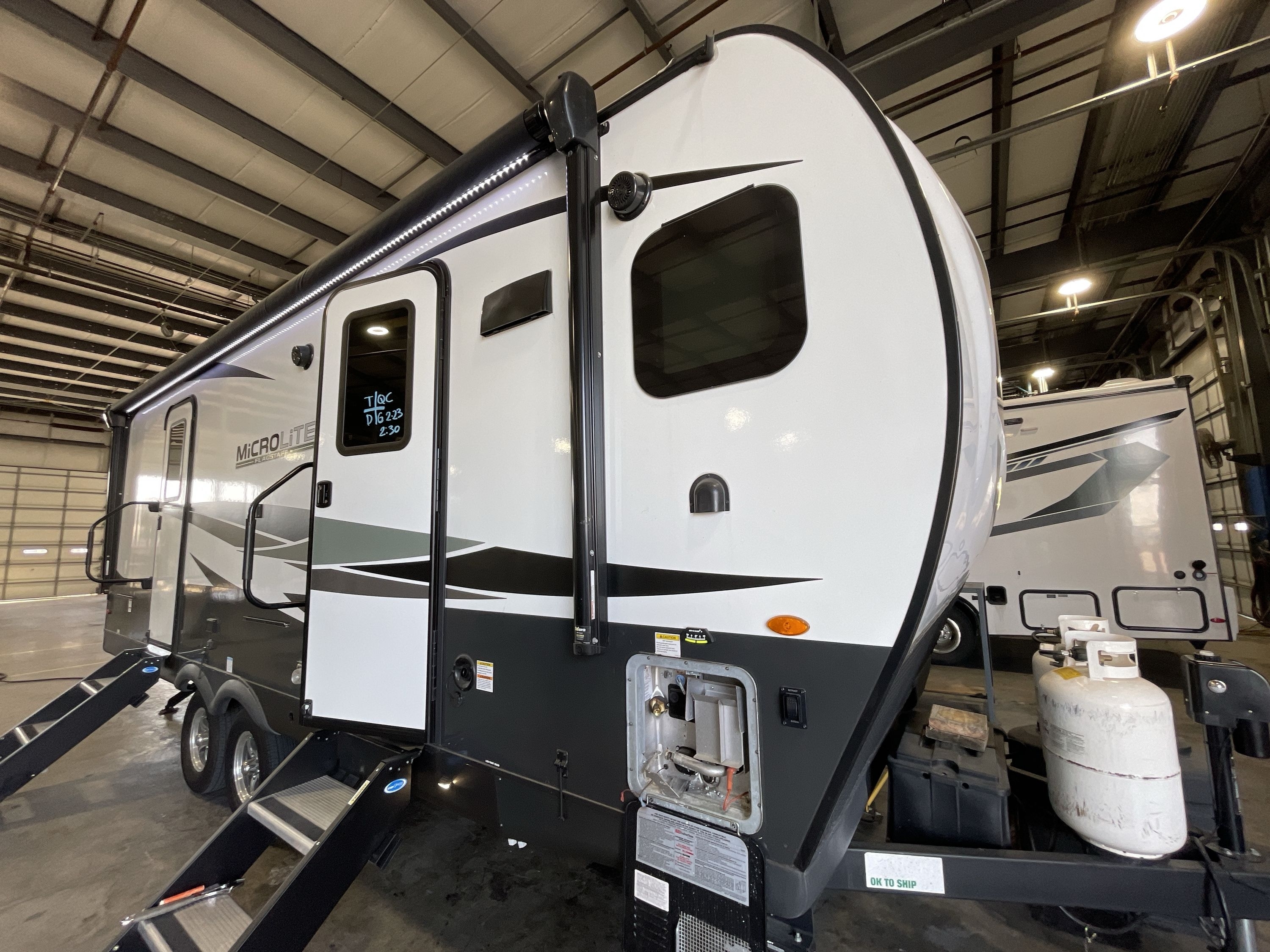 2024 Forest River FLAGSTAFF MICRO LITE 25FKBS in new braunfels TX
