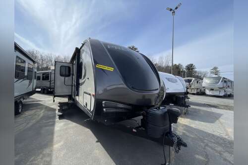 2017 Keystone BULLET 31BKPR in chichester NH