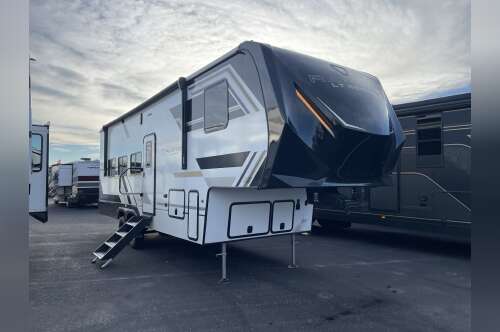 2026 Keystone CARBON 321LT in meridian ID