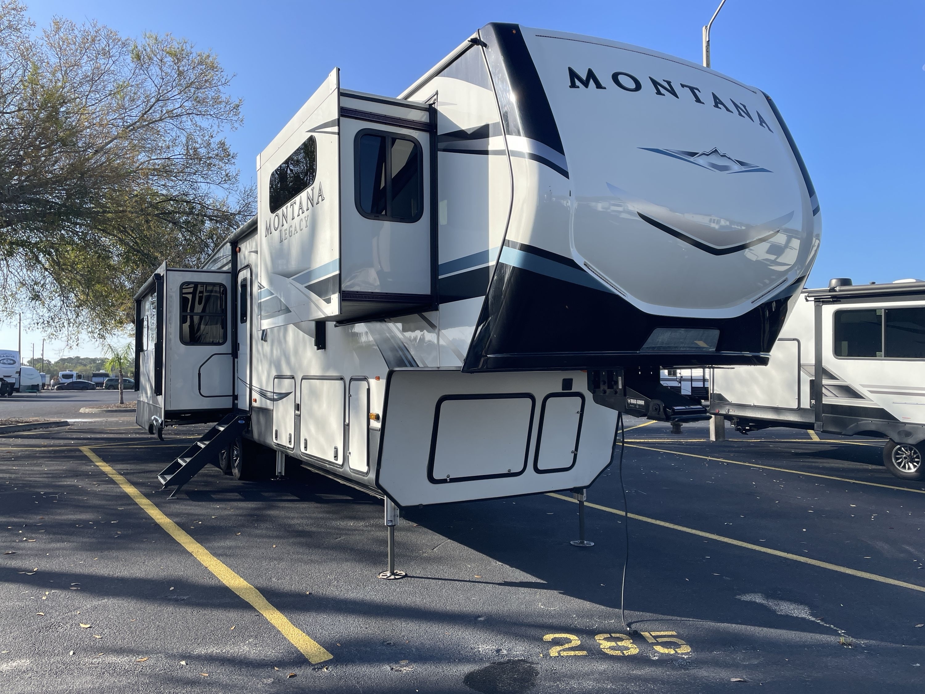 2021 Keystone MONTANA LEGACY 3781RL in st. augustine FL